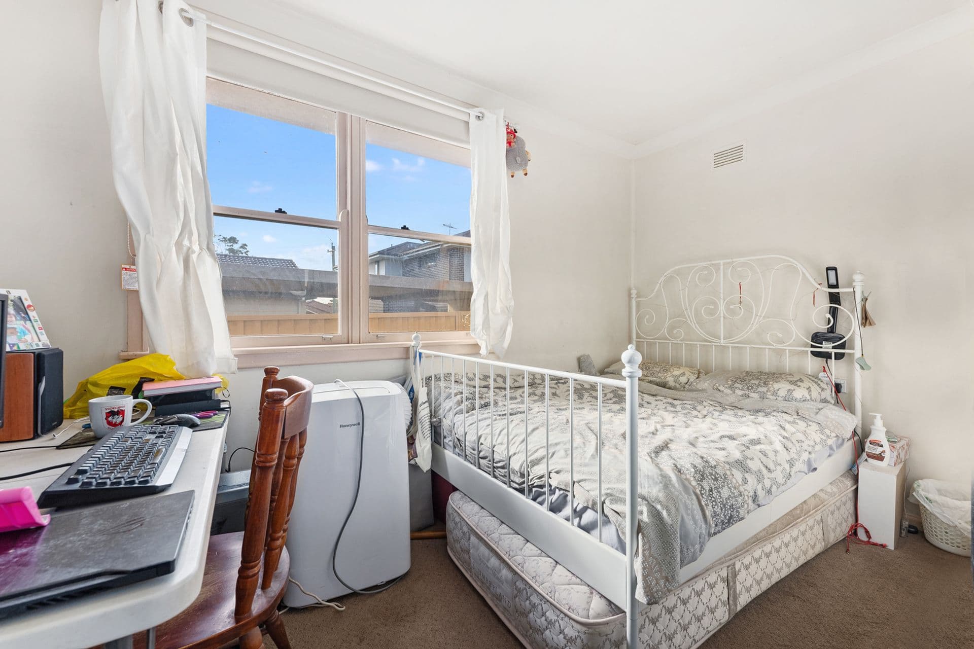 52 Mubo Crescent, Holsworthy, NSW, 2173, Holsworthy - Thumbnail 5