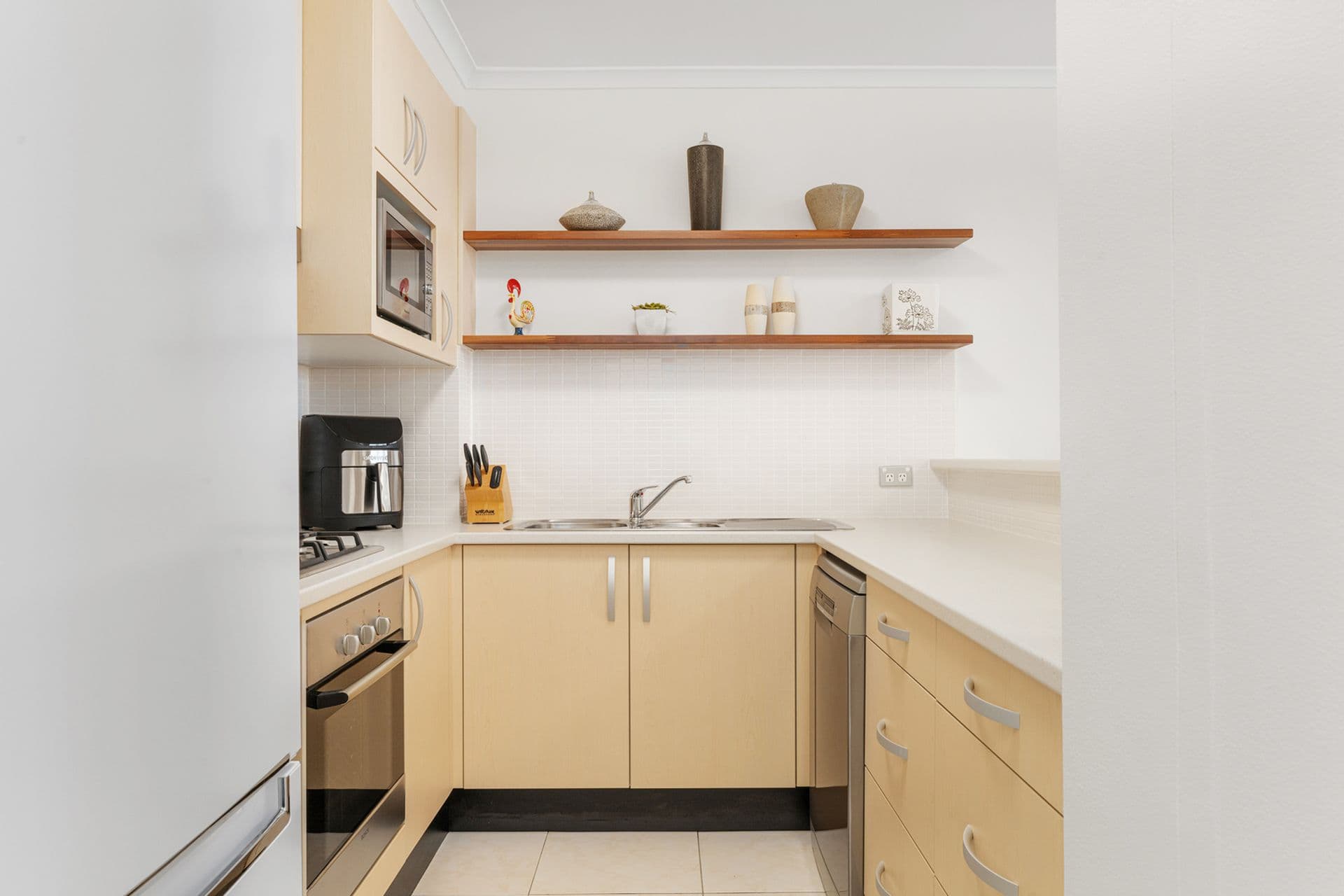 80/7-15 Jackson Avenue, Miranda, NSW, 2228, Miranda - Thumbnail 5