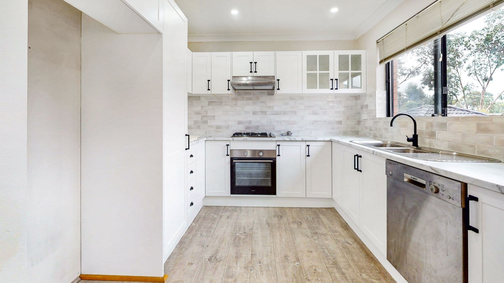 3/6-8 Bataan Close, Illawong, NSW, 2234, Illawong - Thumbnail 2