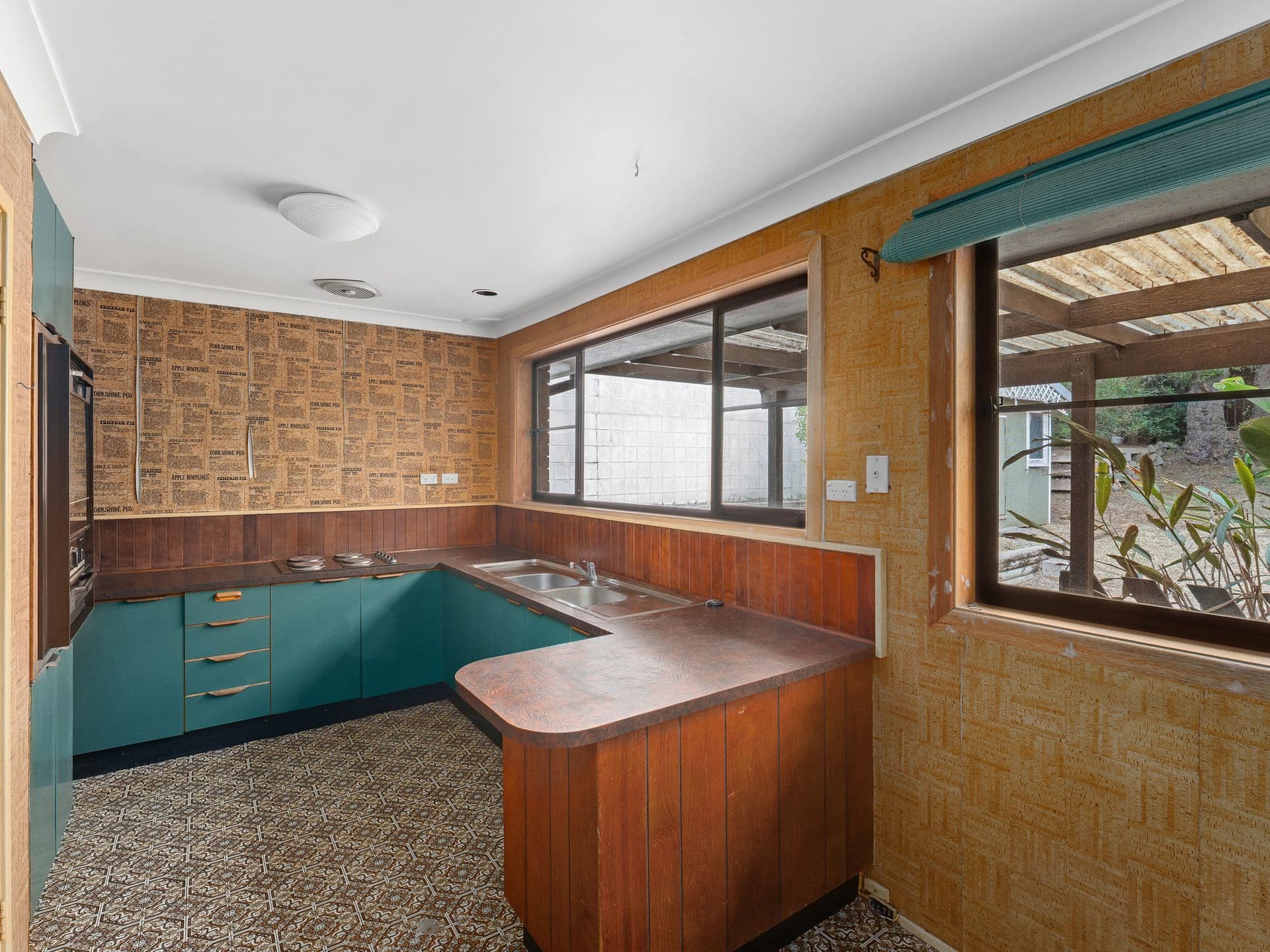 10 Larool Place, Engadine, NSW, 2233, Engadine - Thumbnail 3