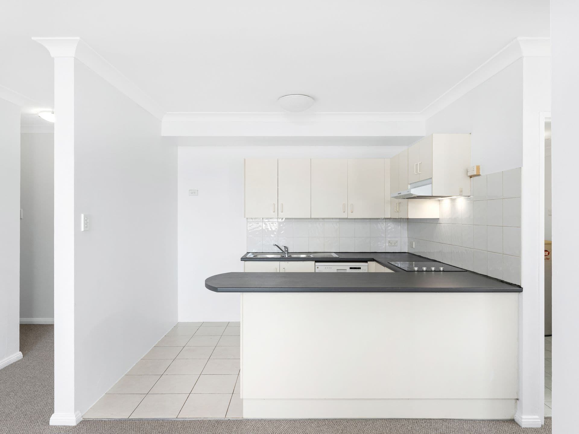 11/2-4 Central Road, Miranda, NSW, 2228, Miranda - Thumbnail 4