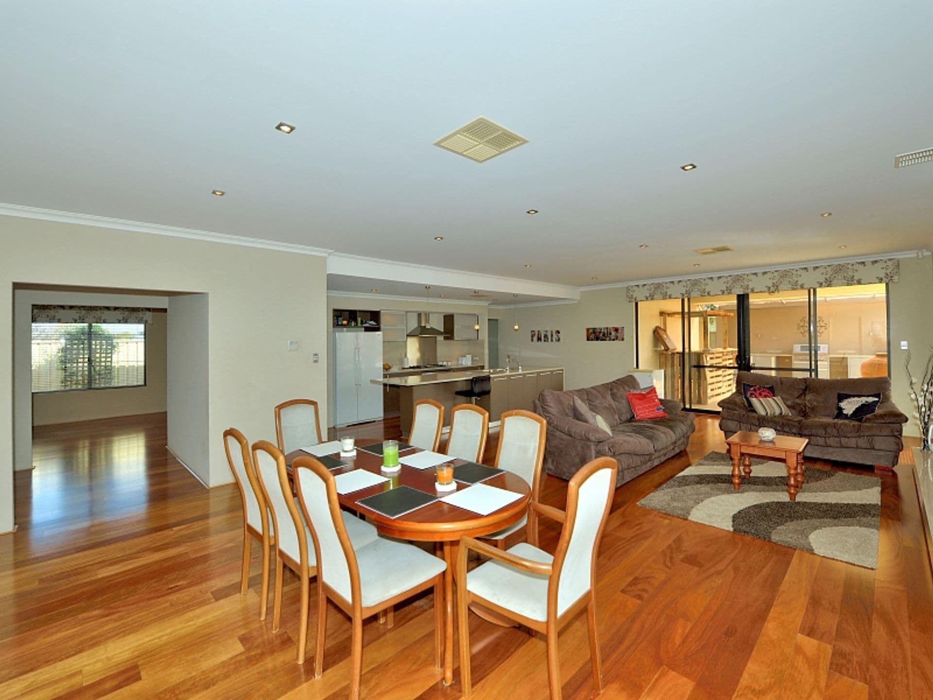 11 Cohen Vista, Lakelands, WA, 6180, Lakelands - Thumbnail 4