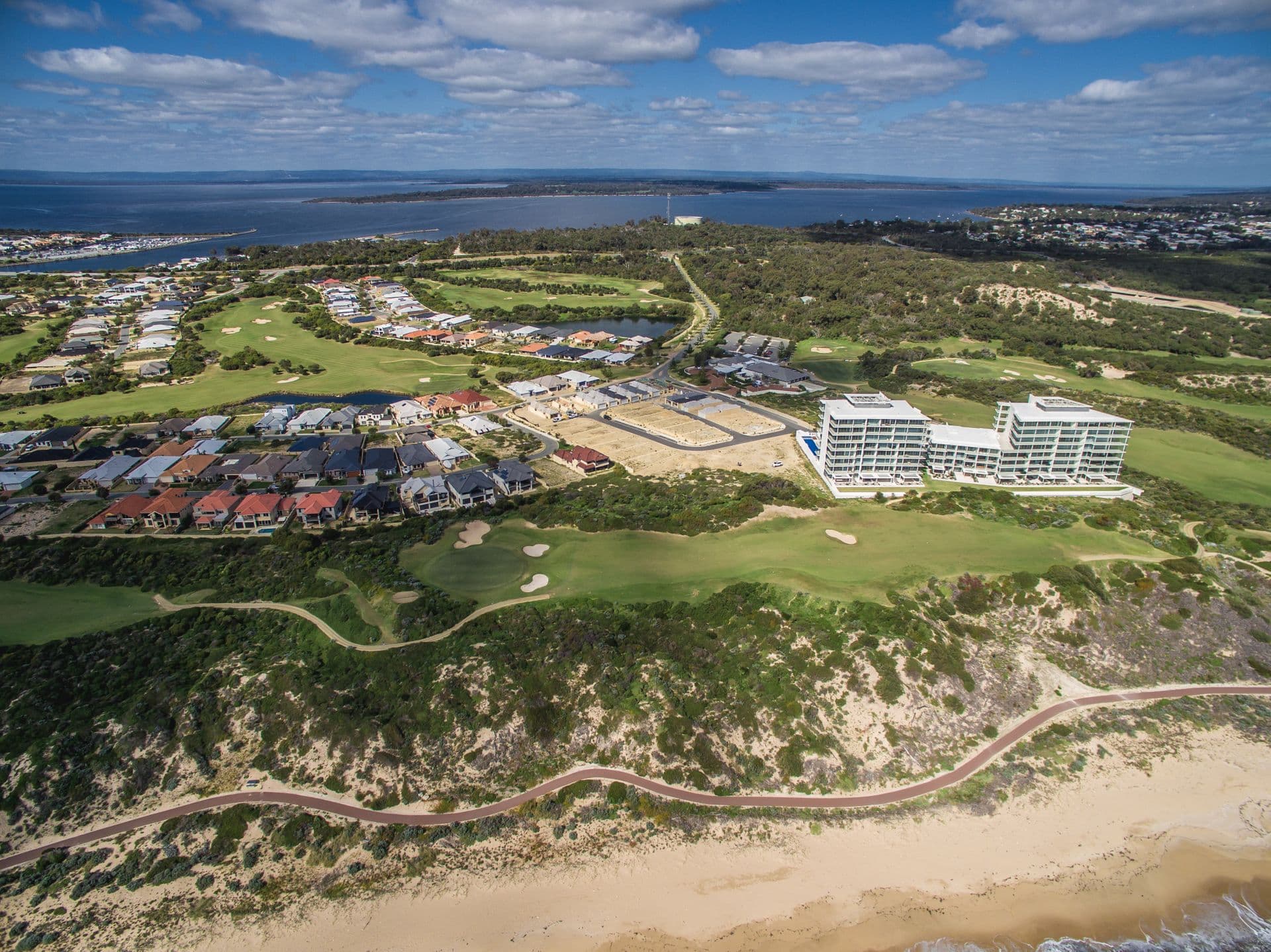 90 Country Club Drive, Dawesville, WA, 6211, Dawesville - Thumbnail 8