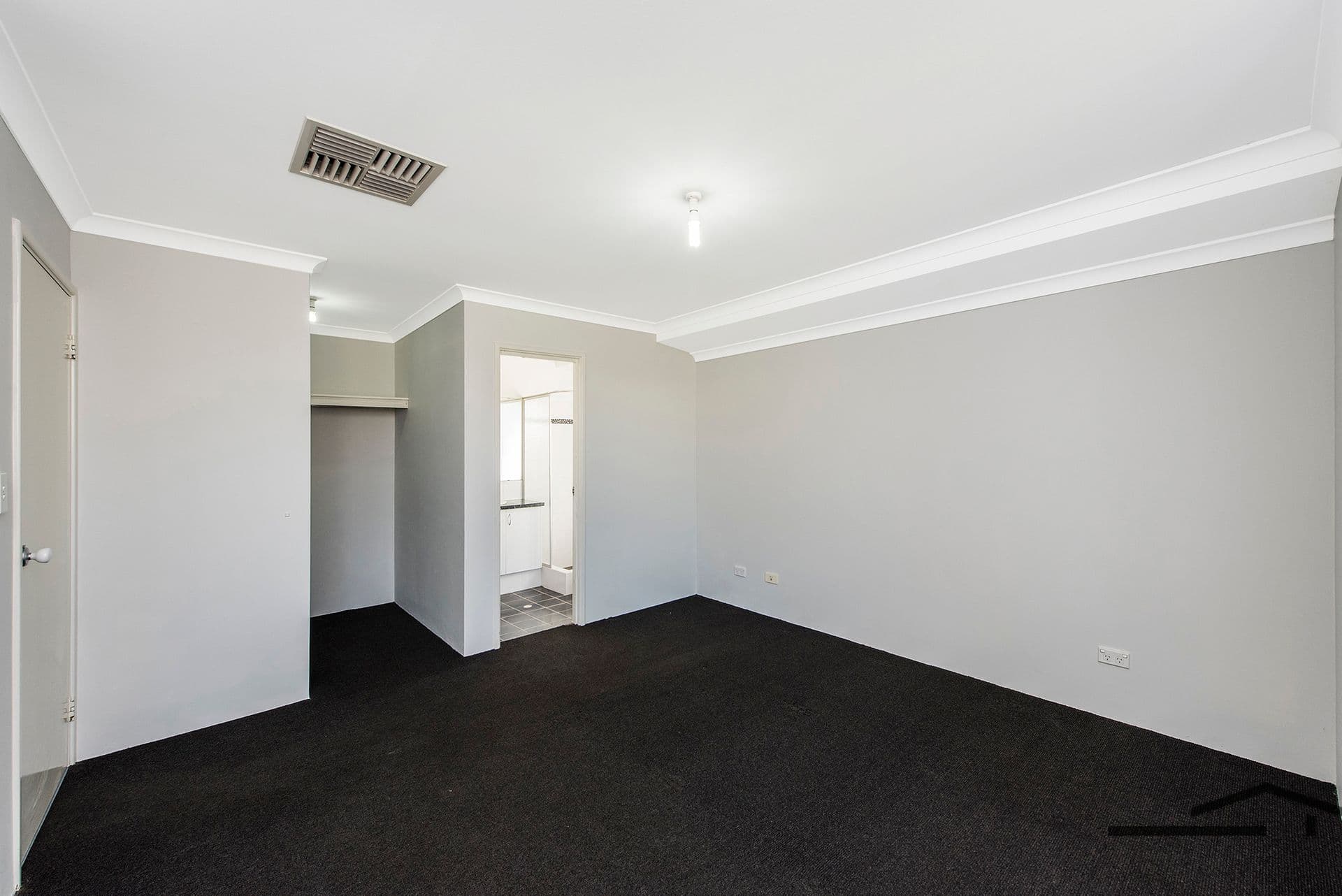 15 Worthy Street, Leongatha, Leongatha - Thumbnail 4
