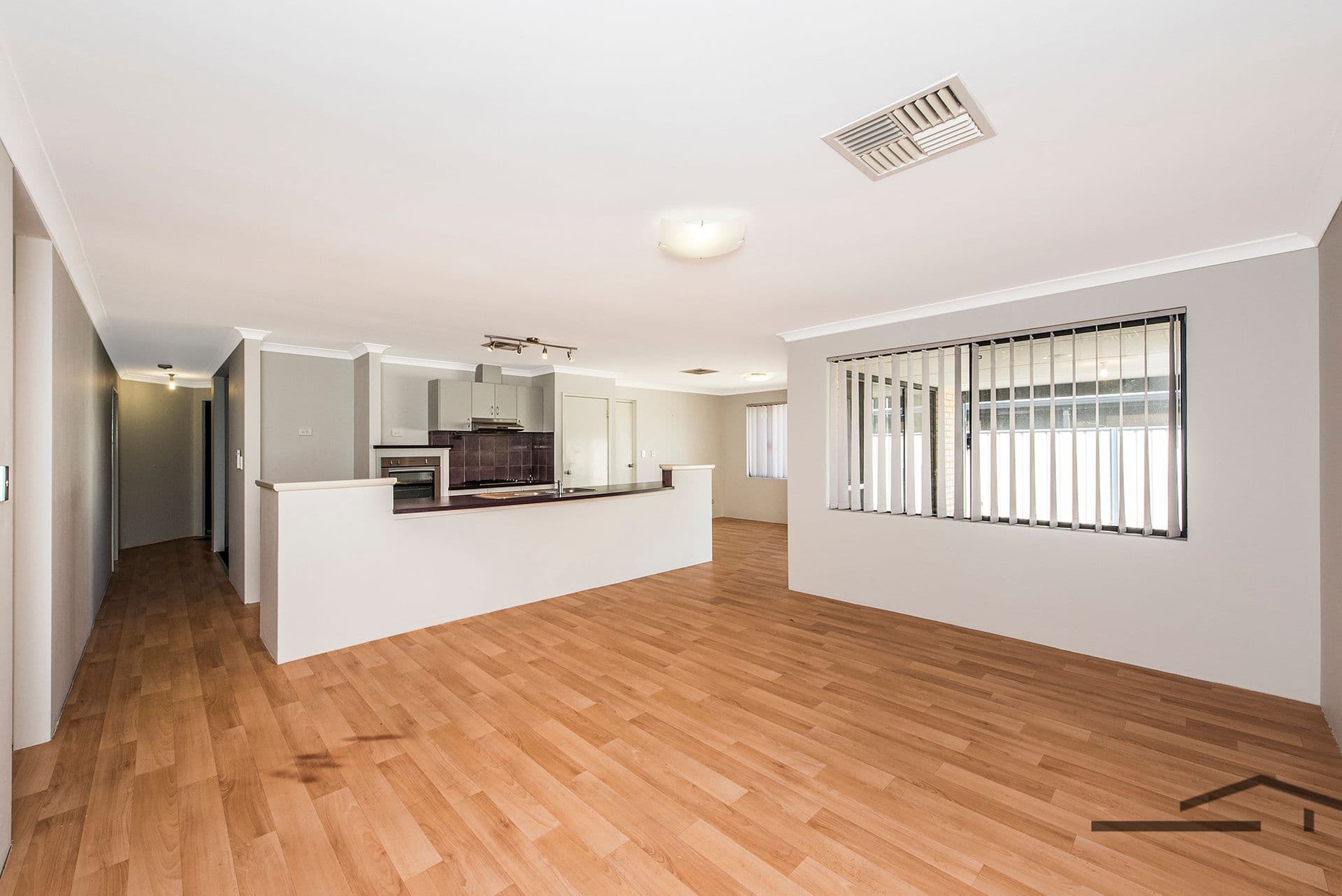 15 Worthy Street, Leongatha, Leongatha - Thumbnail 6