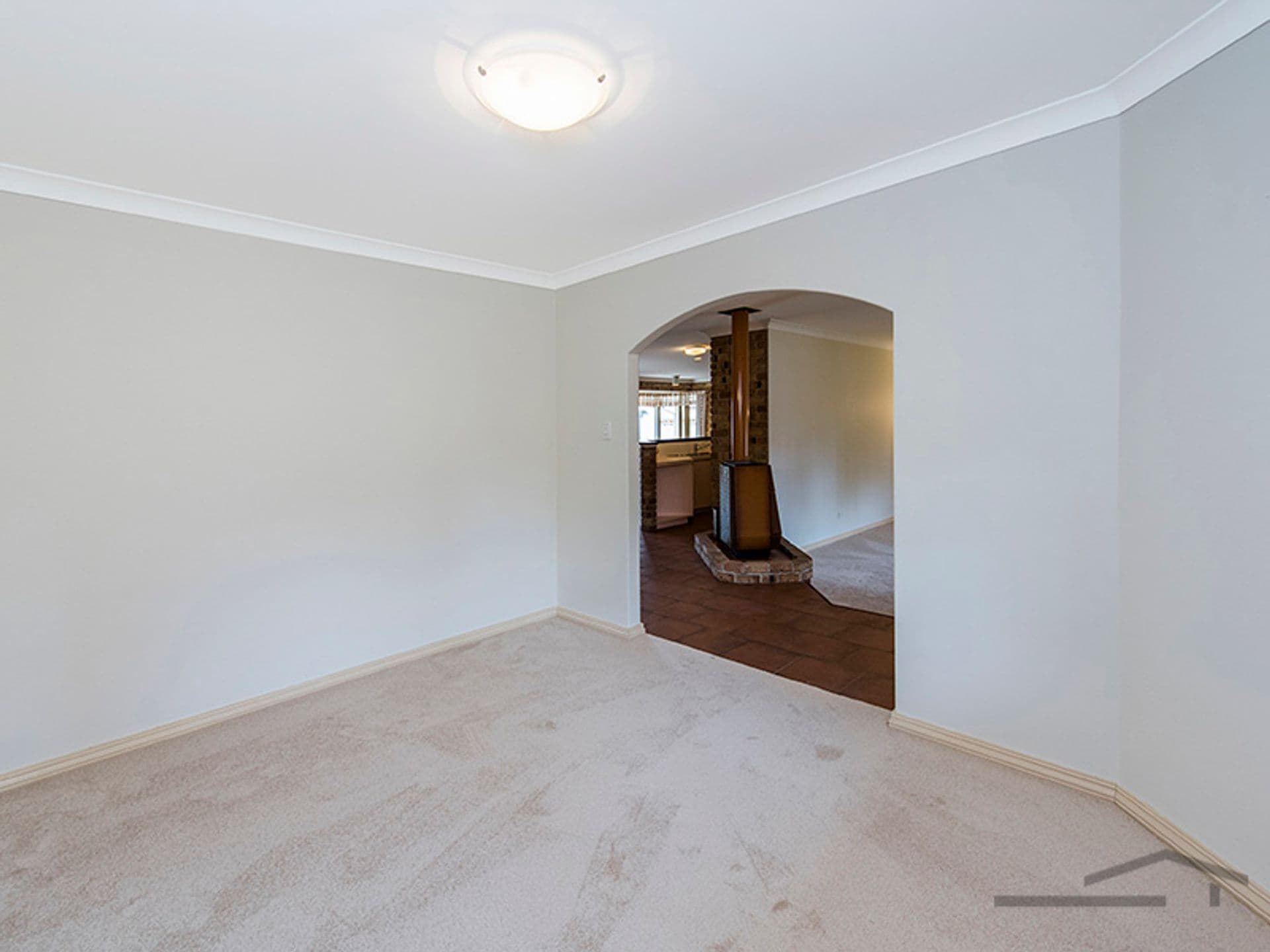 16 Sandford Crescent, Halls Head, WA, 6210, Halls Head - Thumbnail 4