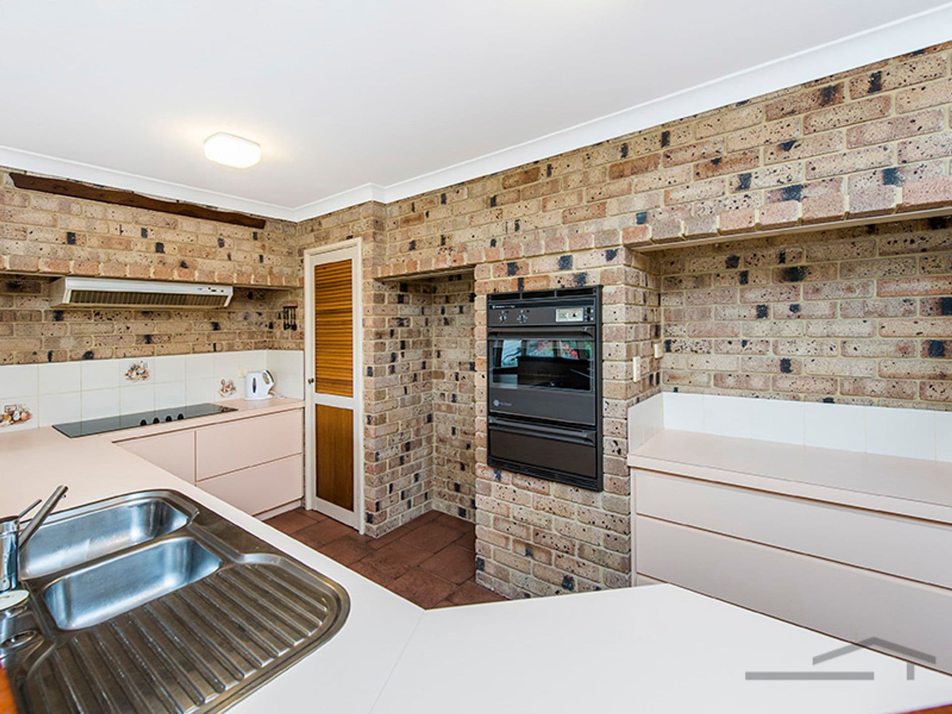 16 Sandford Crescent, Halls Head, WA, 6210, Halls Head - Thumbnail 6