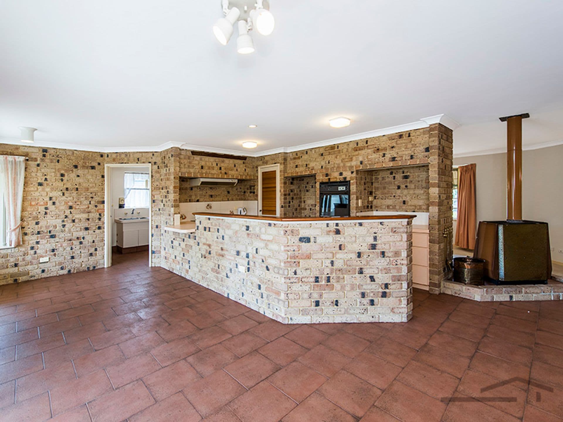 16 Sandford Crescent, Halls Head, WA, 6210, Halls Head - Thumbnail 7