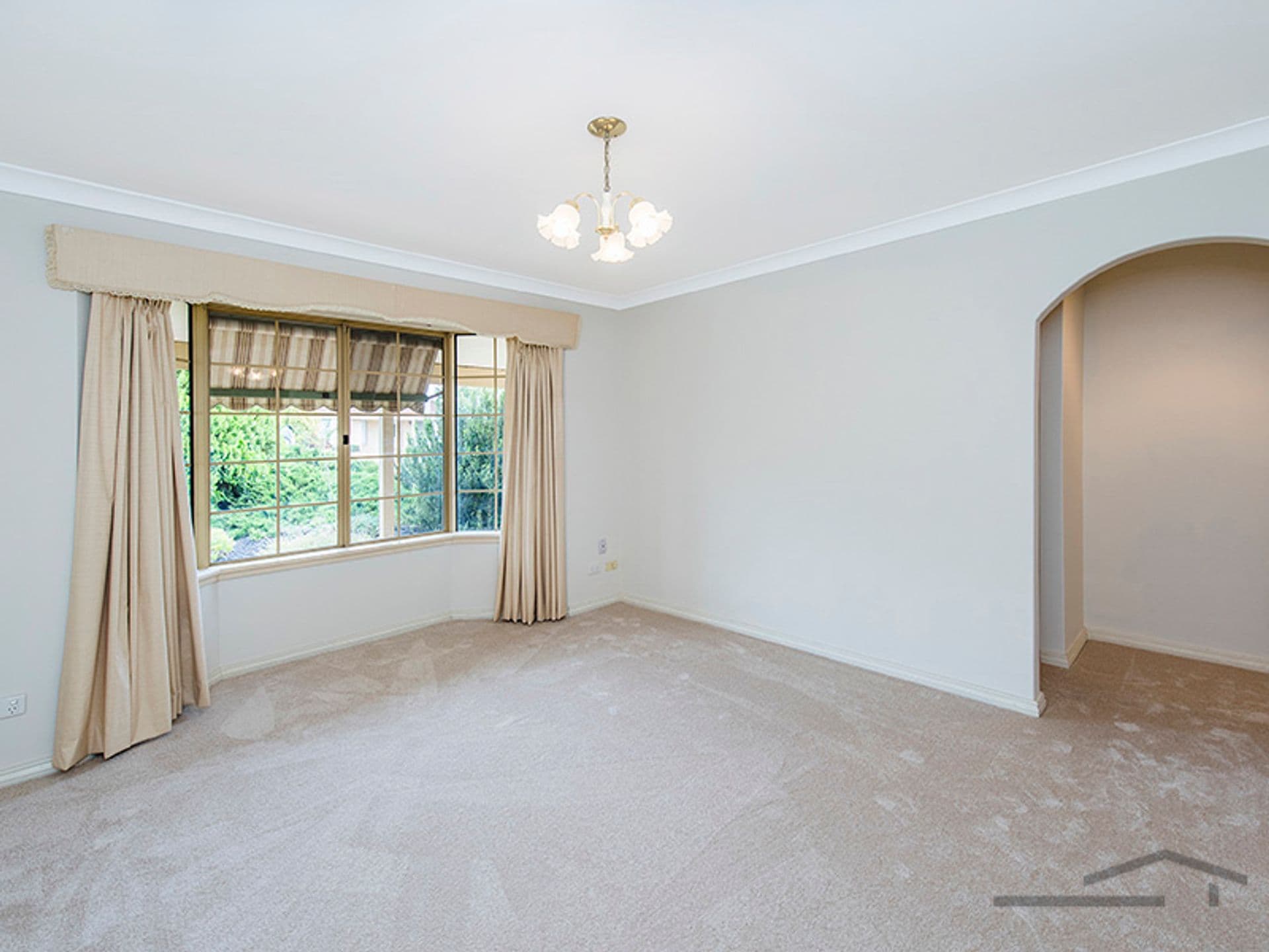 16 Sandford Crescent, Halls Head, WA, 6210, Halls Head - Thumbnail 8