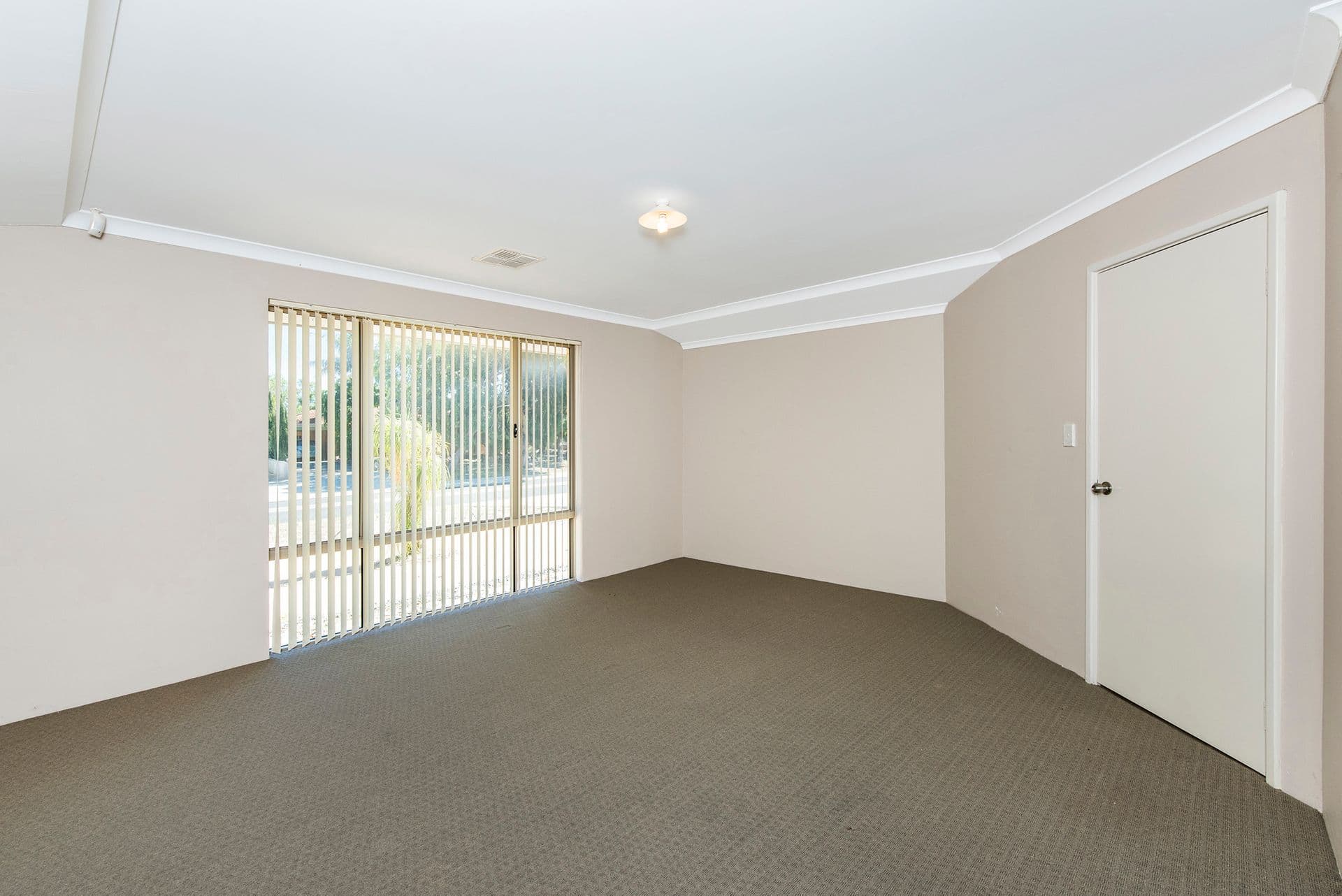 45 Coodanup Drive, Dudley Park, WA, 6210, Dudley Park - Thumbnail 3