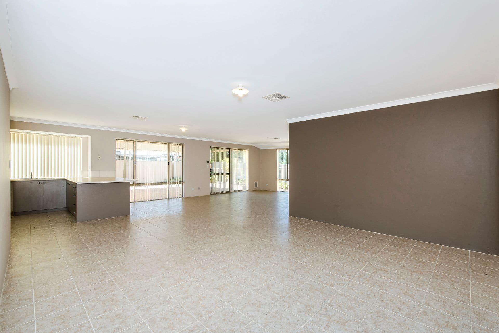 45 Coodanup Drive, Dudley Park, WA, 6210, Dudley Park - Thumbnail 6