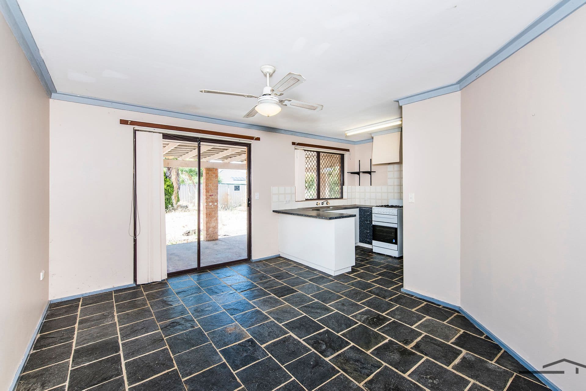 16 Harbord Avenue, Coodanup, WA, 6210, Coodanup - Thumbnail 5