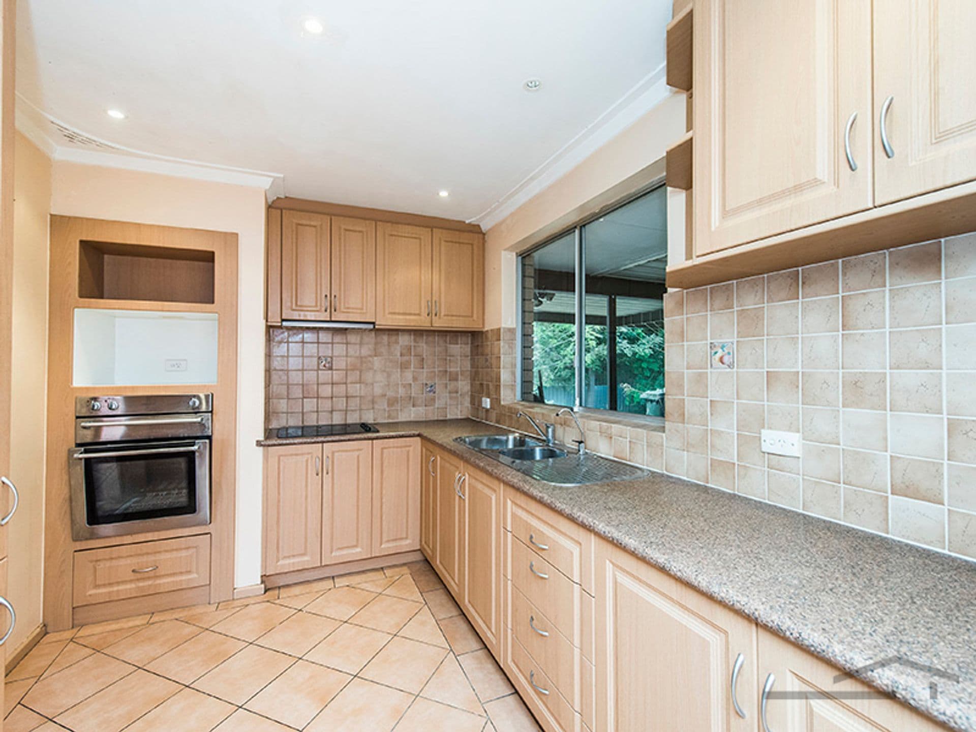 90 Morfitt Street, Mandurah, WA, 6210, Mandurah - Thumbnail 4