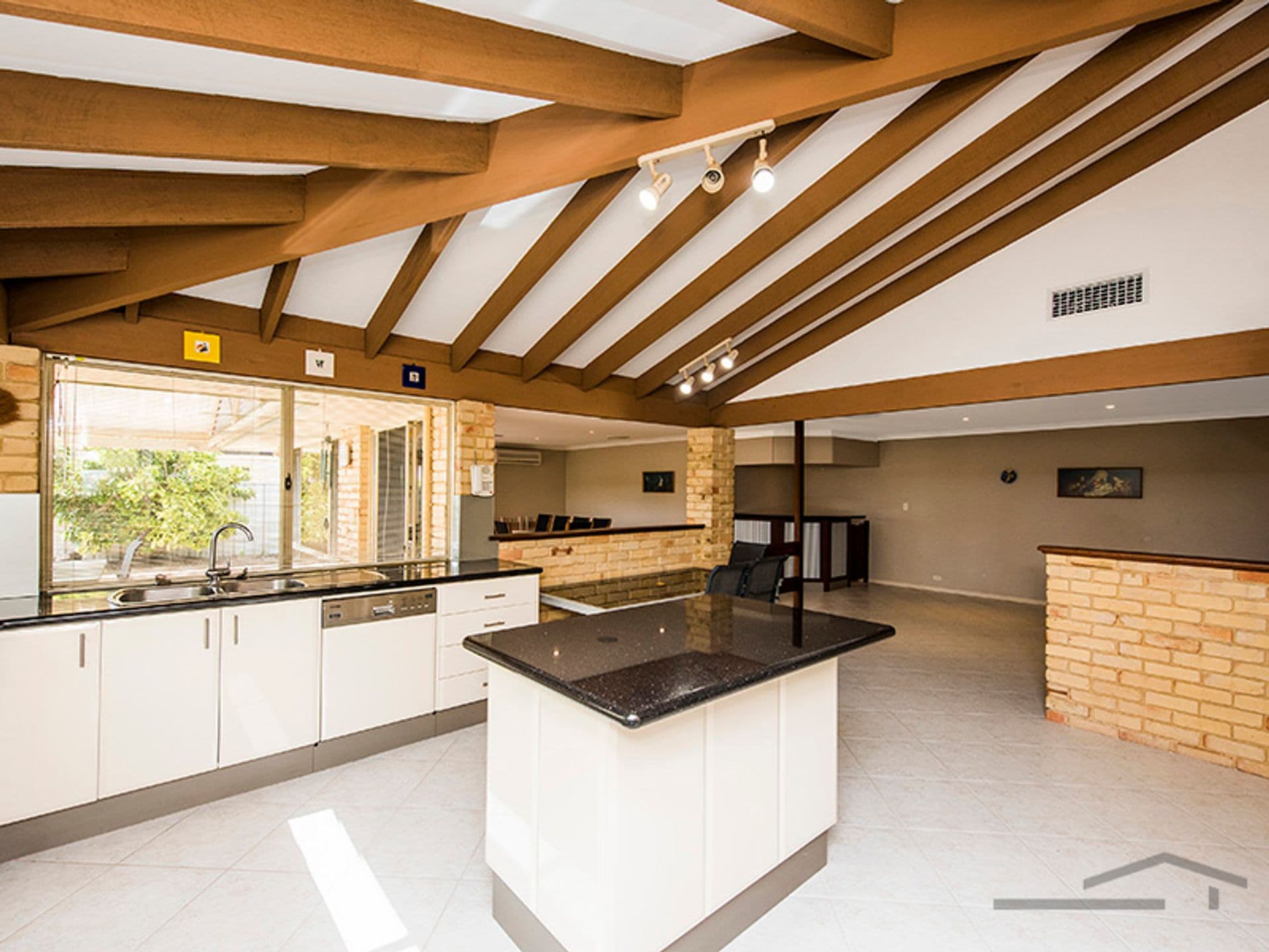 39 Ronsard Drive, San Remo, WA, 6210, San Remo - Thumbnail 6