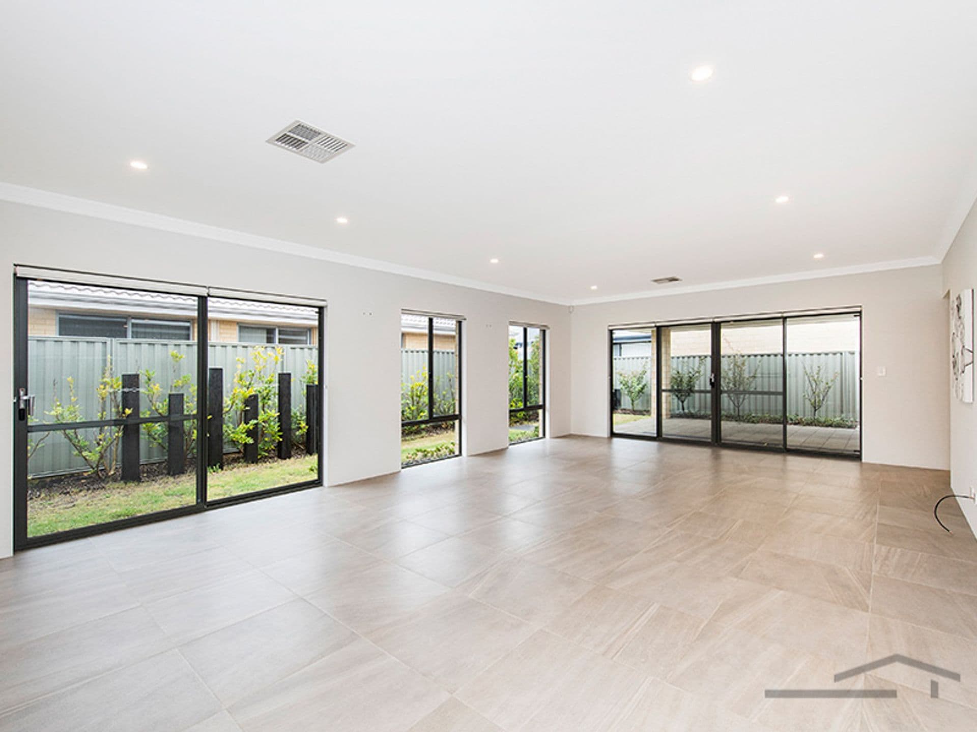 2 Blair Street, South Yunderup, WA, 6208, South Yunderup - Thumbnail 7