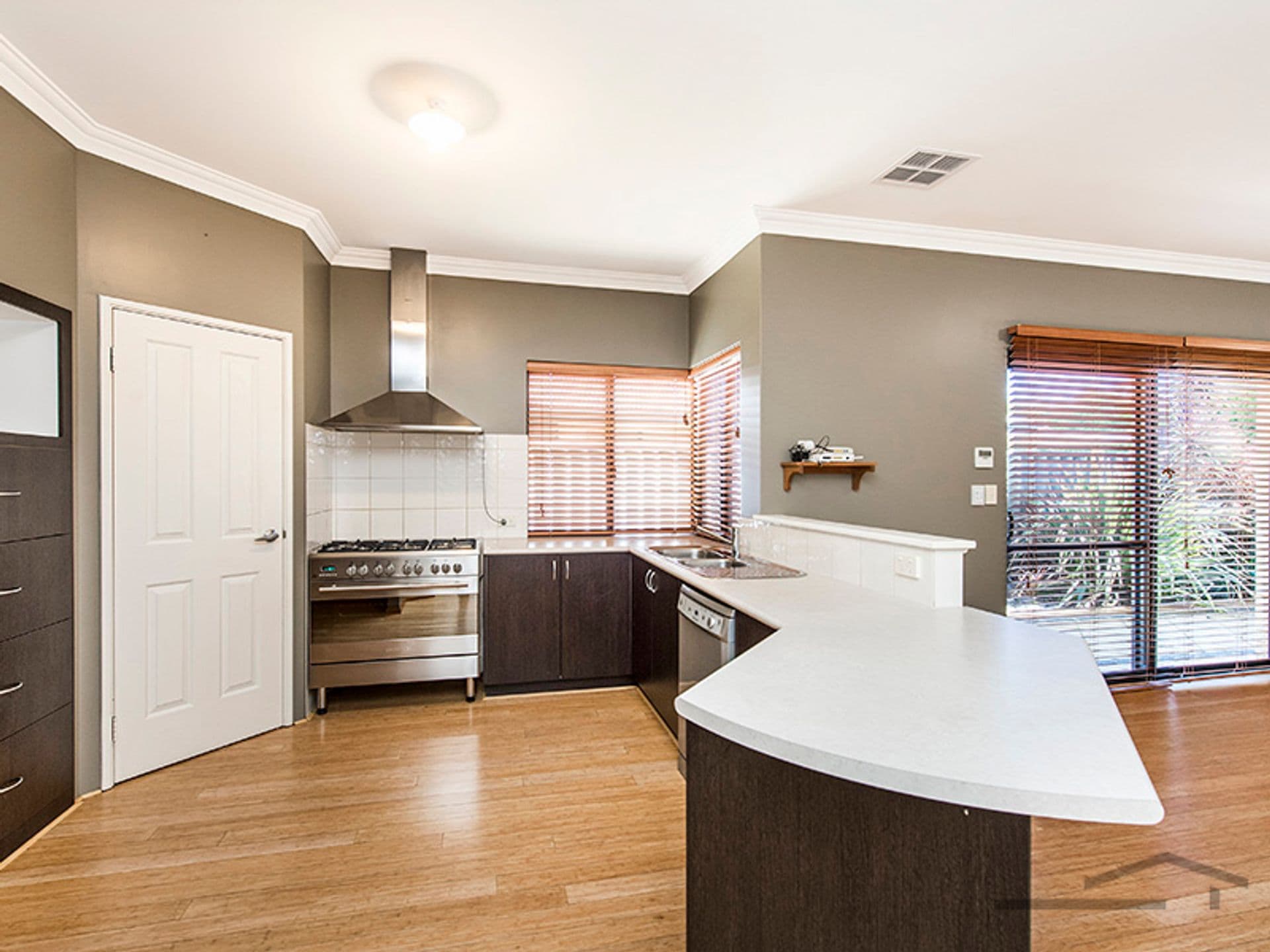 4 Flame Tree Loop, Baldivis, WA, 6171, Baldivis - Thumbnail 3