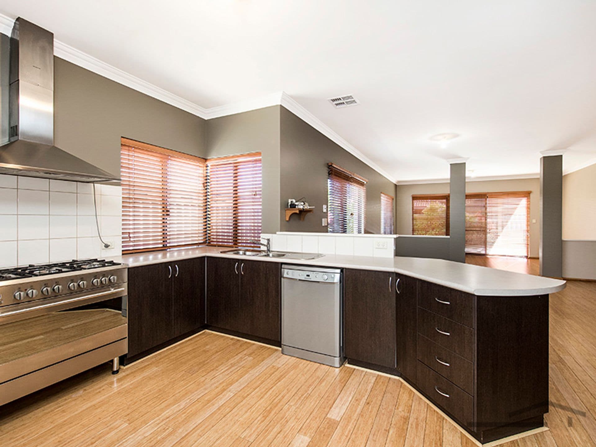 4 Flame Tree Loop, Baldivis, WA, 6171, Baldivis - Thumbnail 4