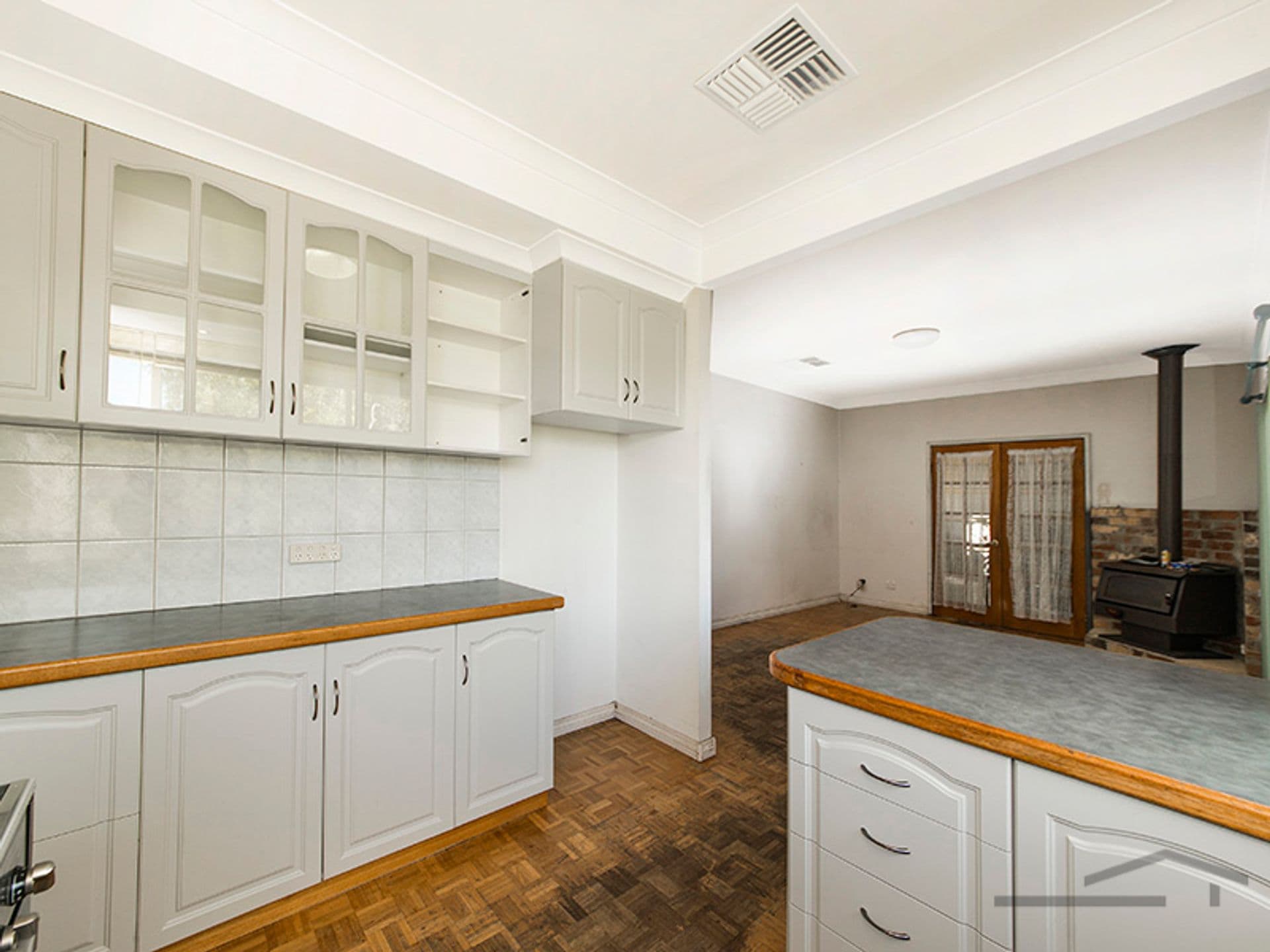 104 Red Road, Parklands, WA, 6180, Parklands - Thumbnail 3