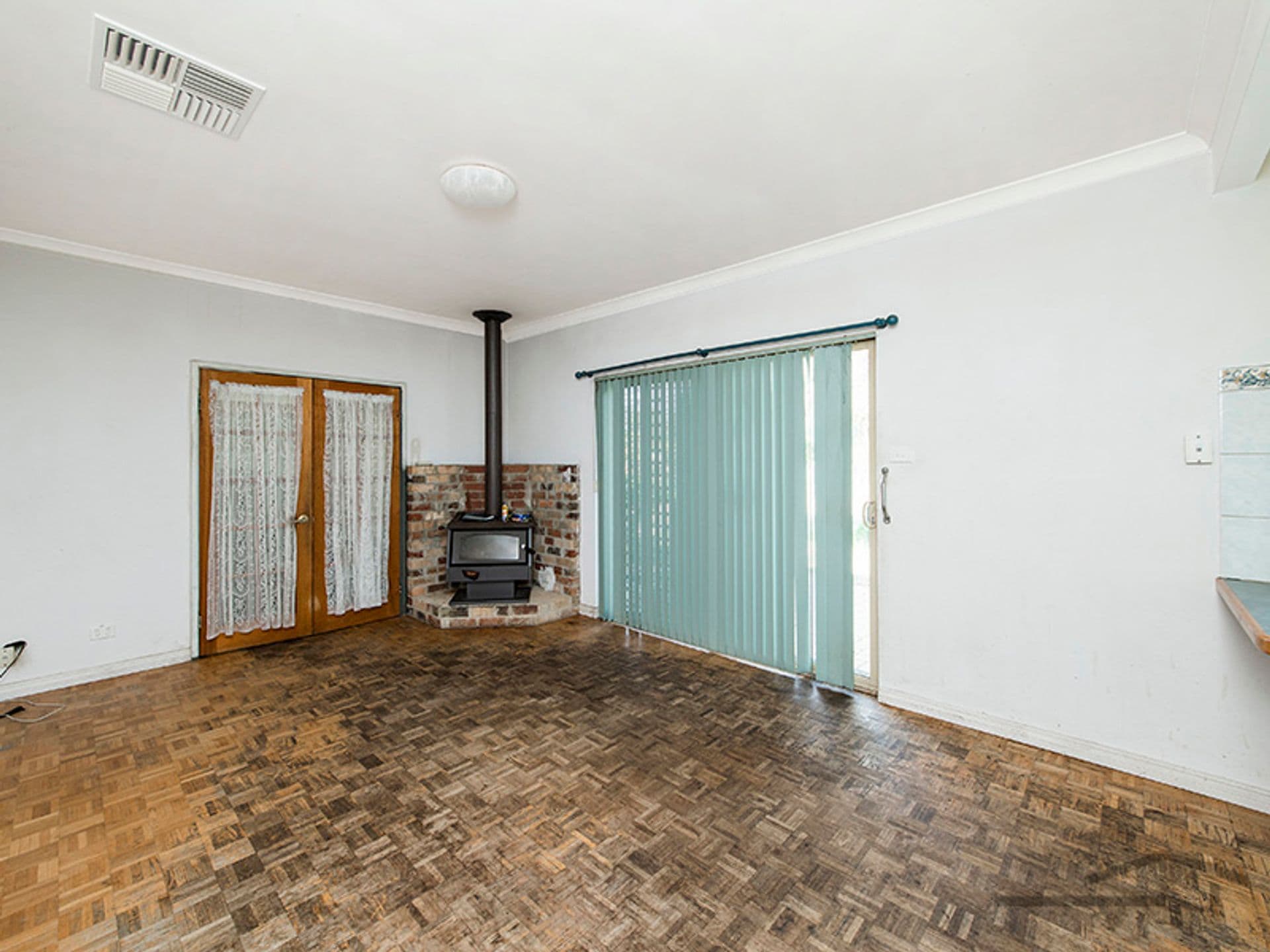 104 Red Road, Parklands, WA, 6180, Parklands - Thumbnail 5