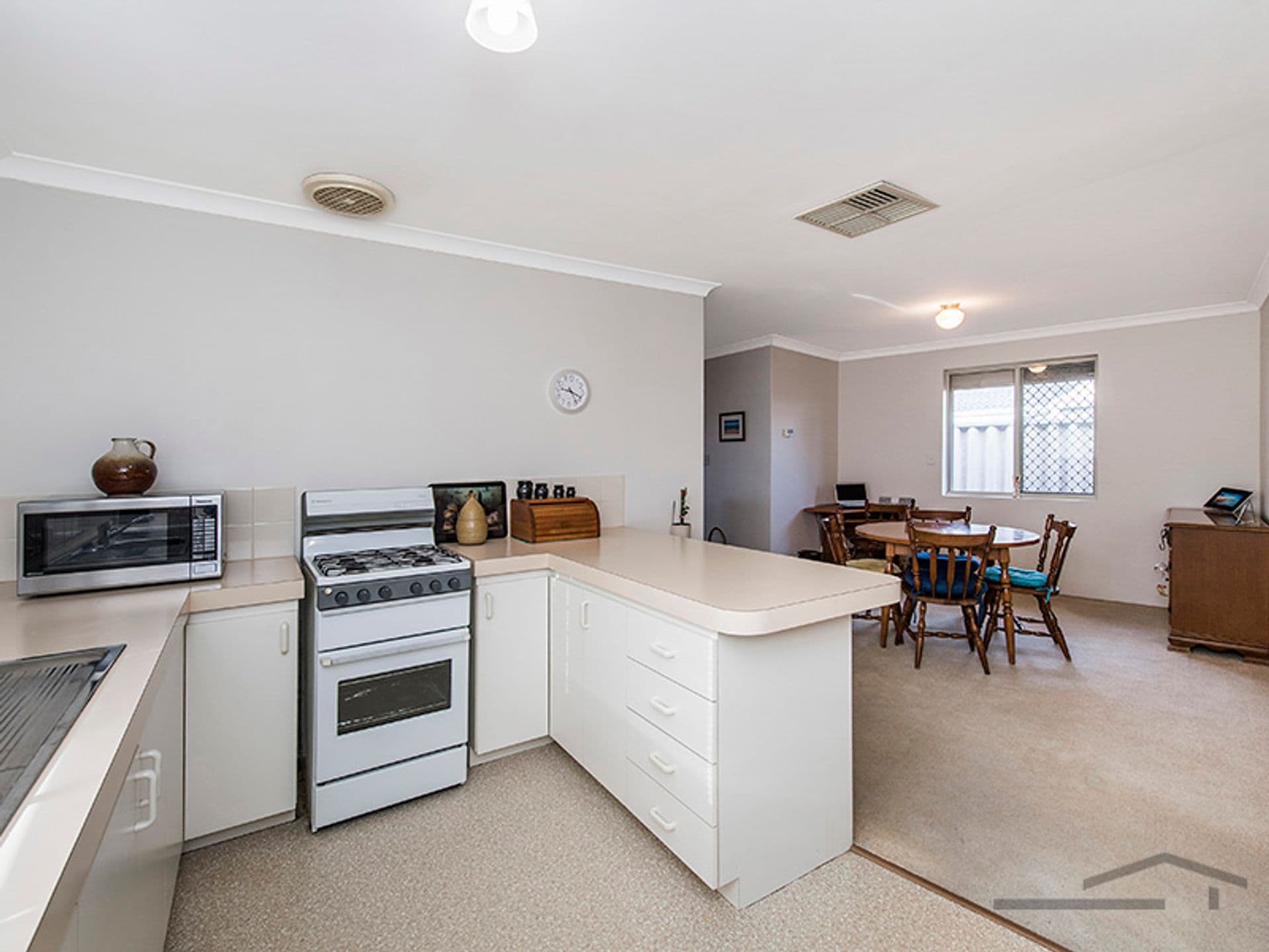 8 Coodanup Drive, Coodanup, WA, 6210, Coodanup - Thumbnail 3