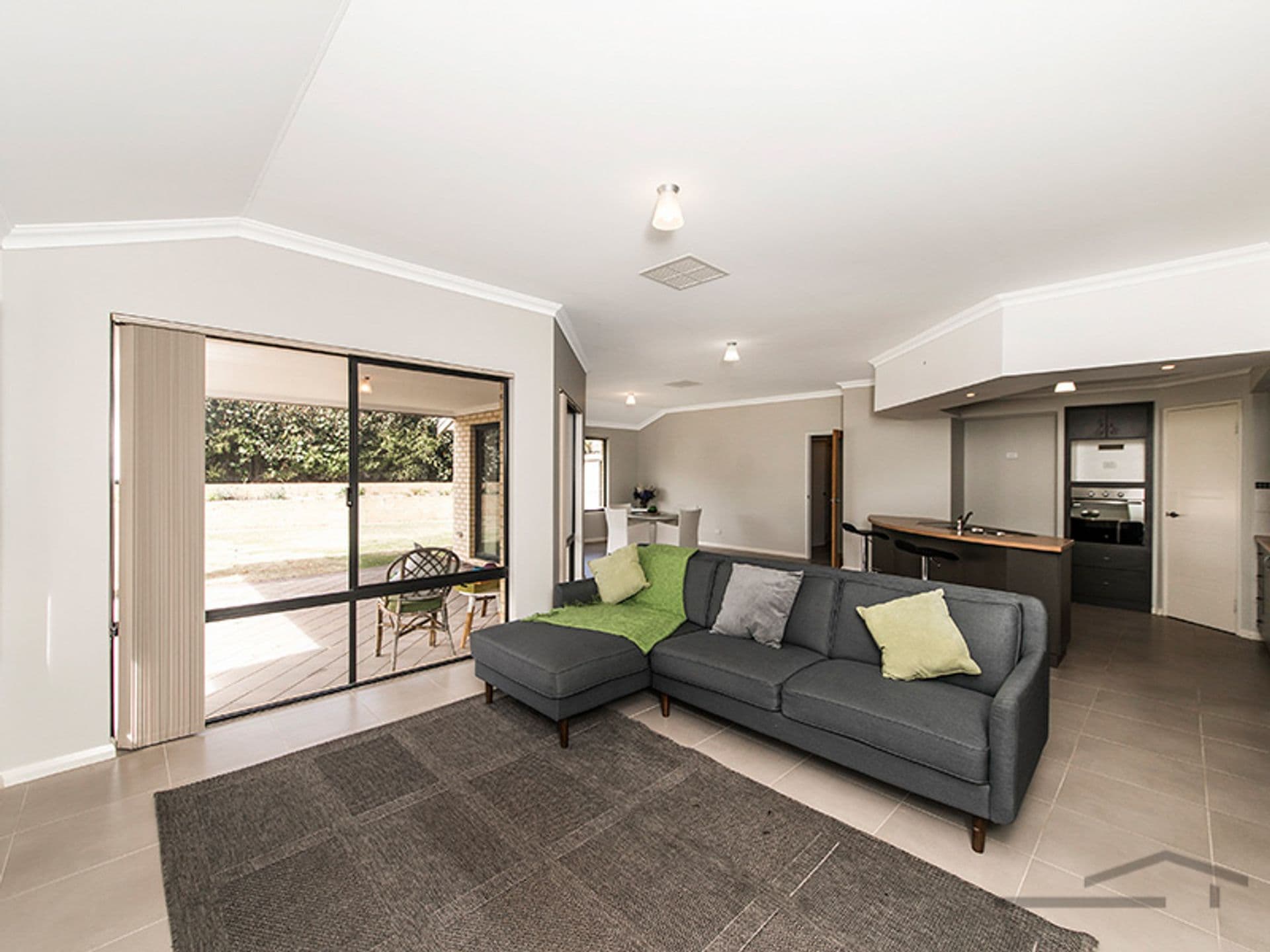 9 Scarab Court, Halls Head, WA, 6210, Halls Head - Thumbnail 7