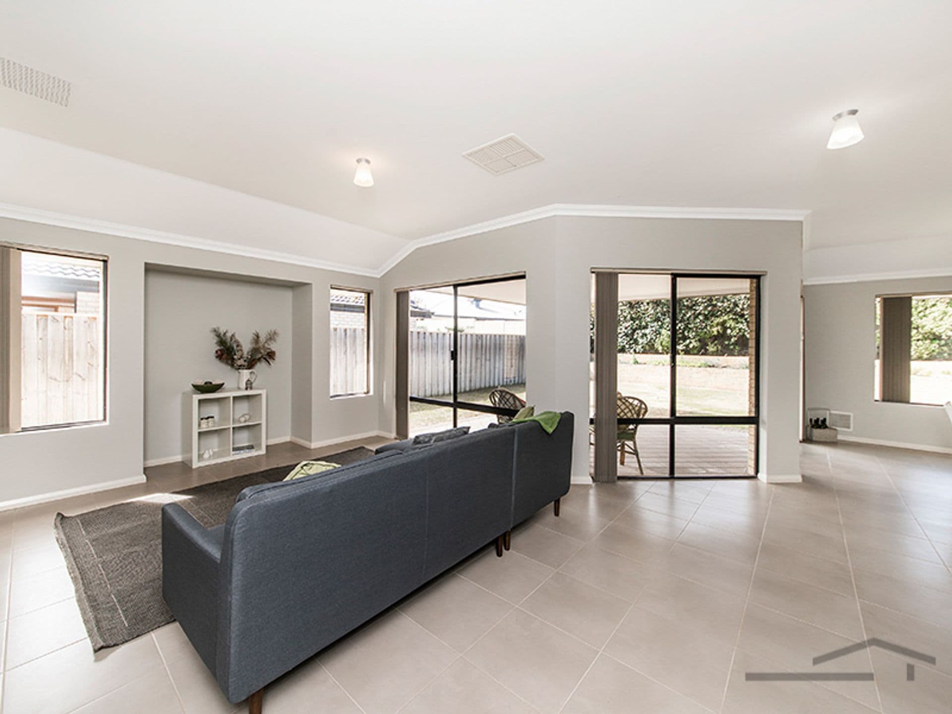 9 Scarab Court, Halls Head, WA, 6210, Halls Head - Thumbnail 8