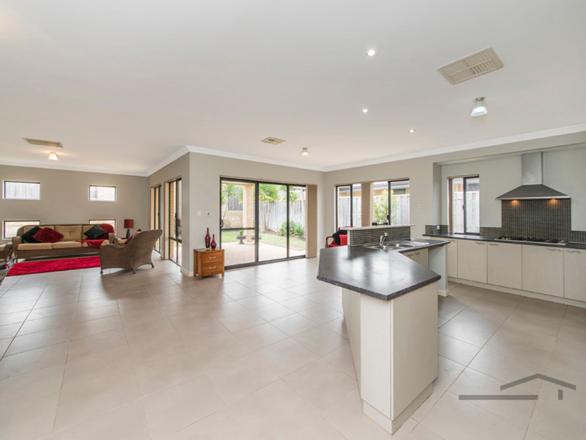 62 Carissa Turn, Halls Head, WA, 6210, Halls Head - Thumbnail 4