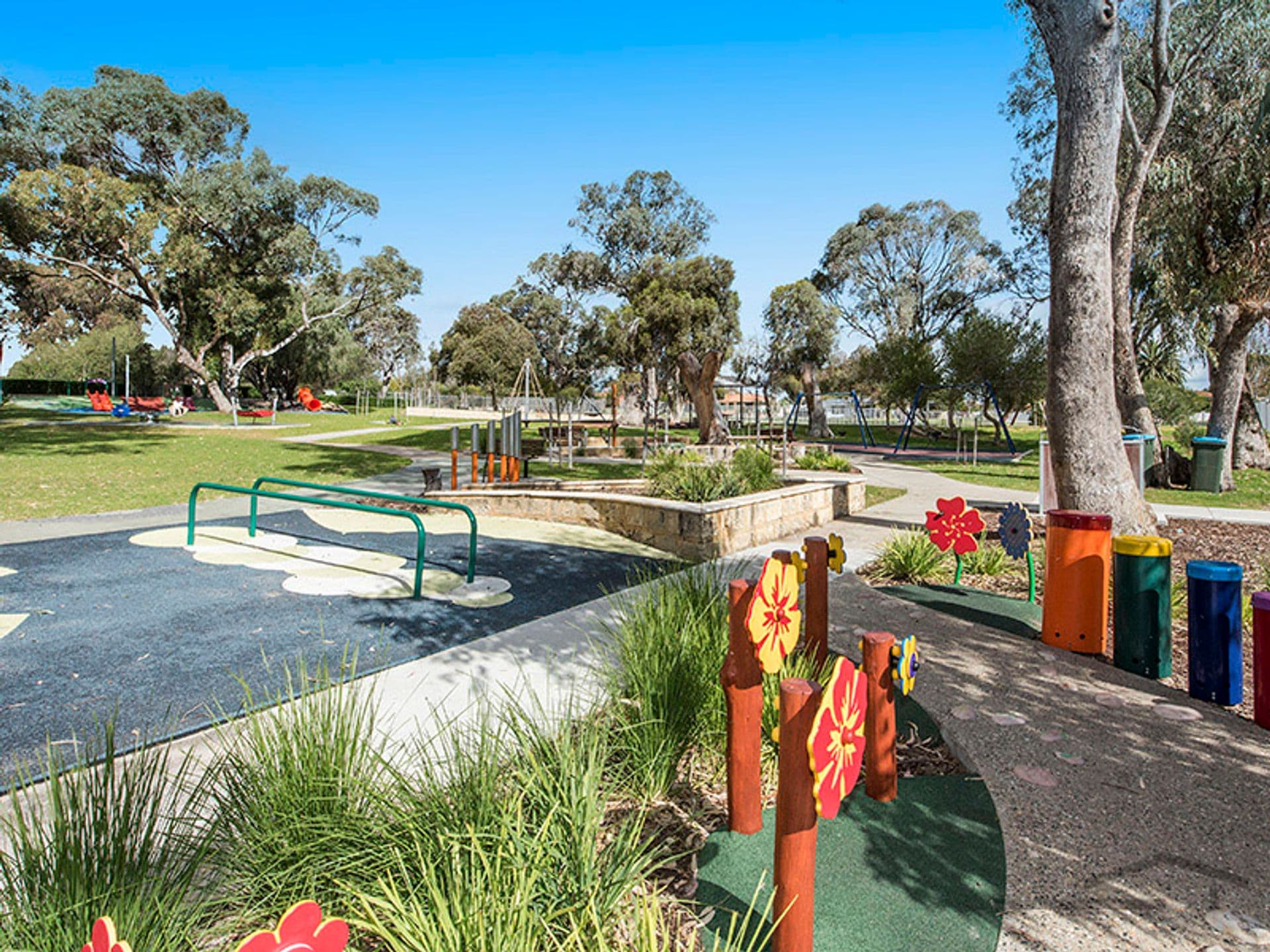 23 Reserve Drive, Mandurah, WA, 6210, Mandurah - Thumbnail 2