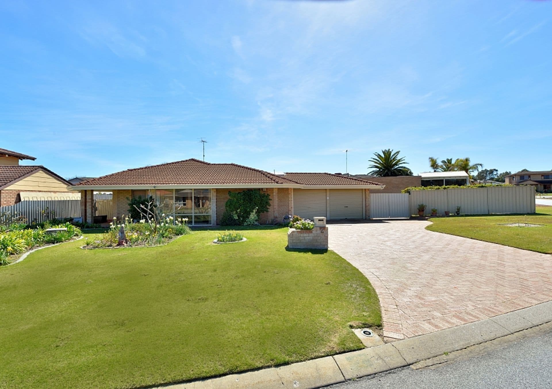 2 Rocklea Place, Silver Sands, WA, 6210, Silver Sands - Image 1