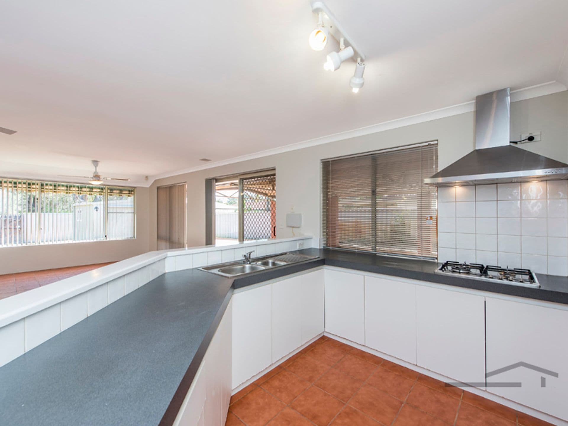 18 Achilles Place, Greenfields, WA, 6210, Greenfields - Thumbnail 7