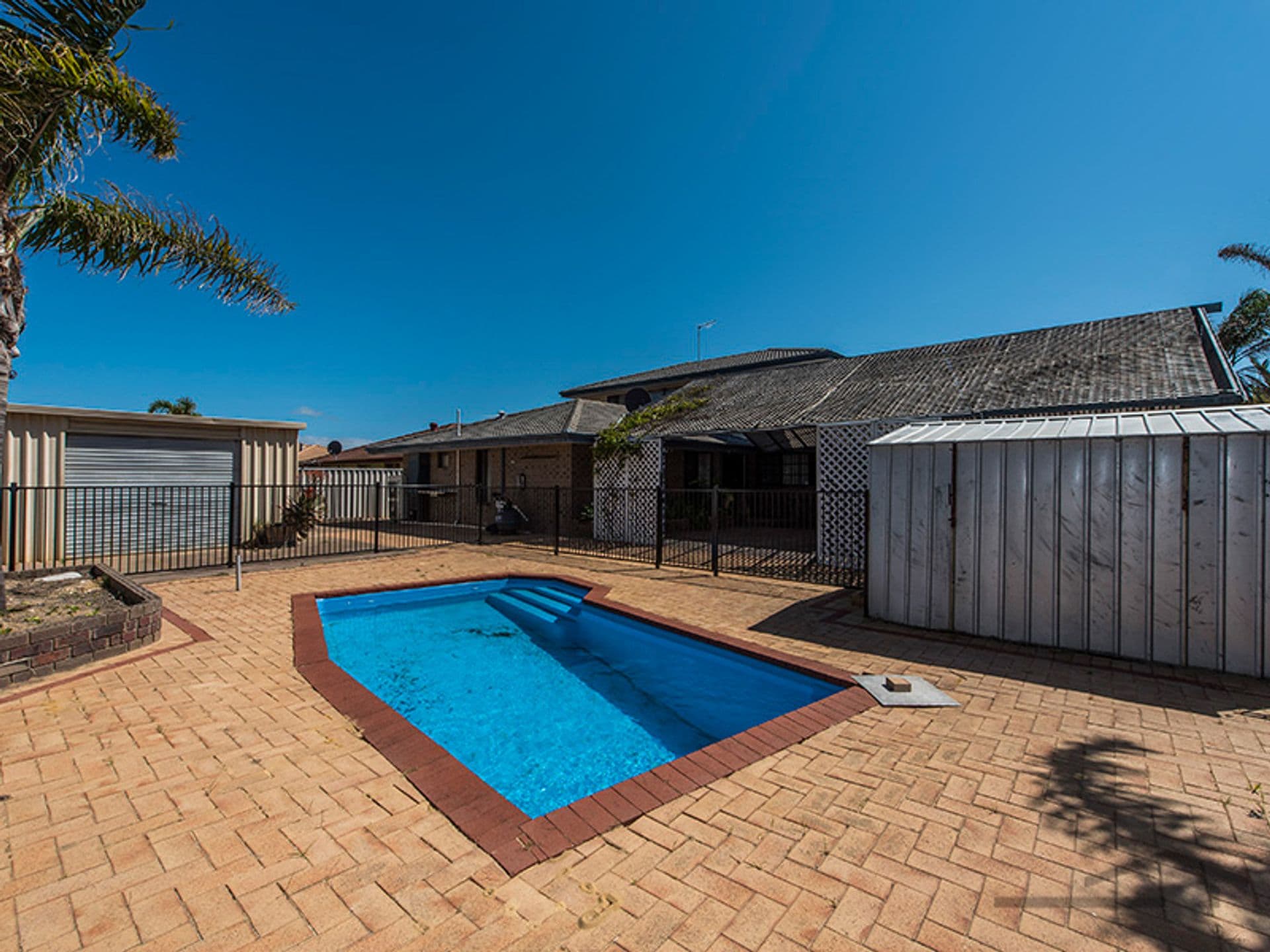 218 McLarty Road, Halls Head, WA, 6210, Halls Head - Thumbnail 2