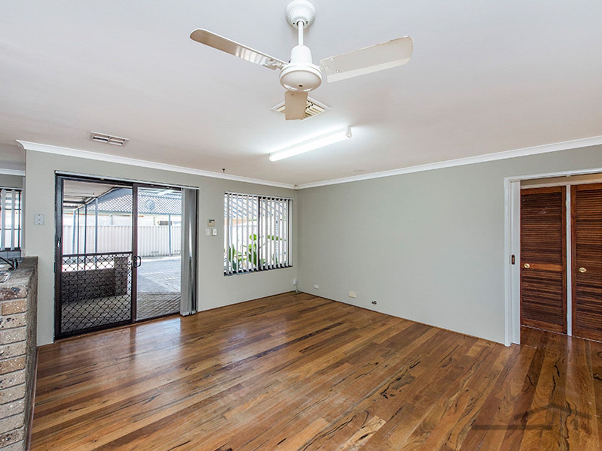 218 McLarty Road, Halls Head, WA, 6210, Halls Head - Thumbnail 6