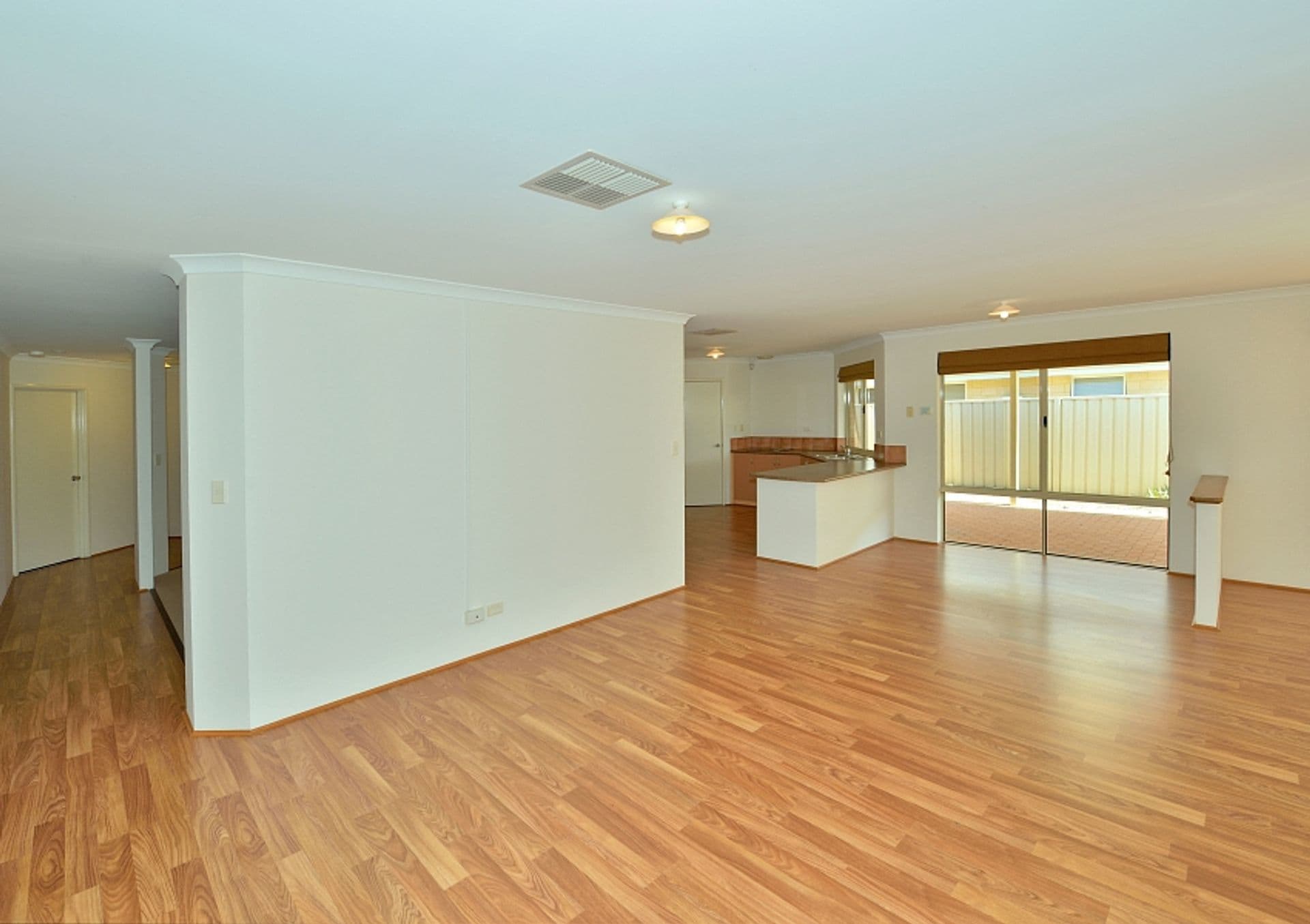 10 Dalwallinu Terrace, Dawesville, WA, 6211, Dawesville - Thumbnail 5