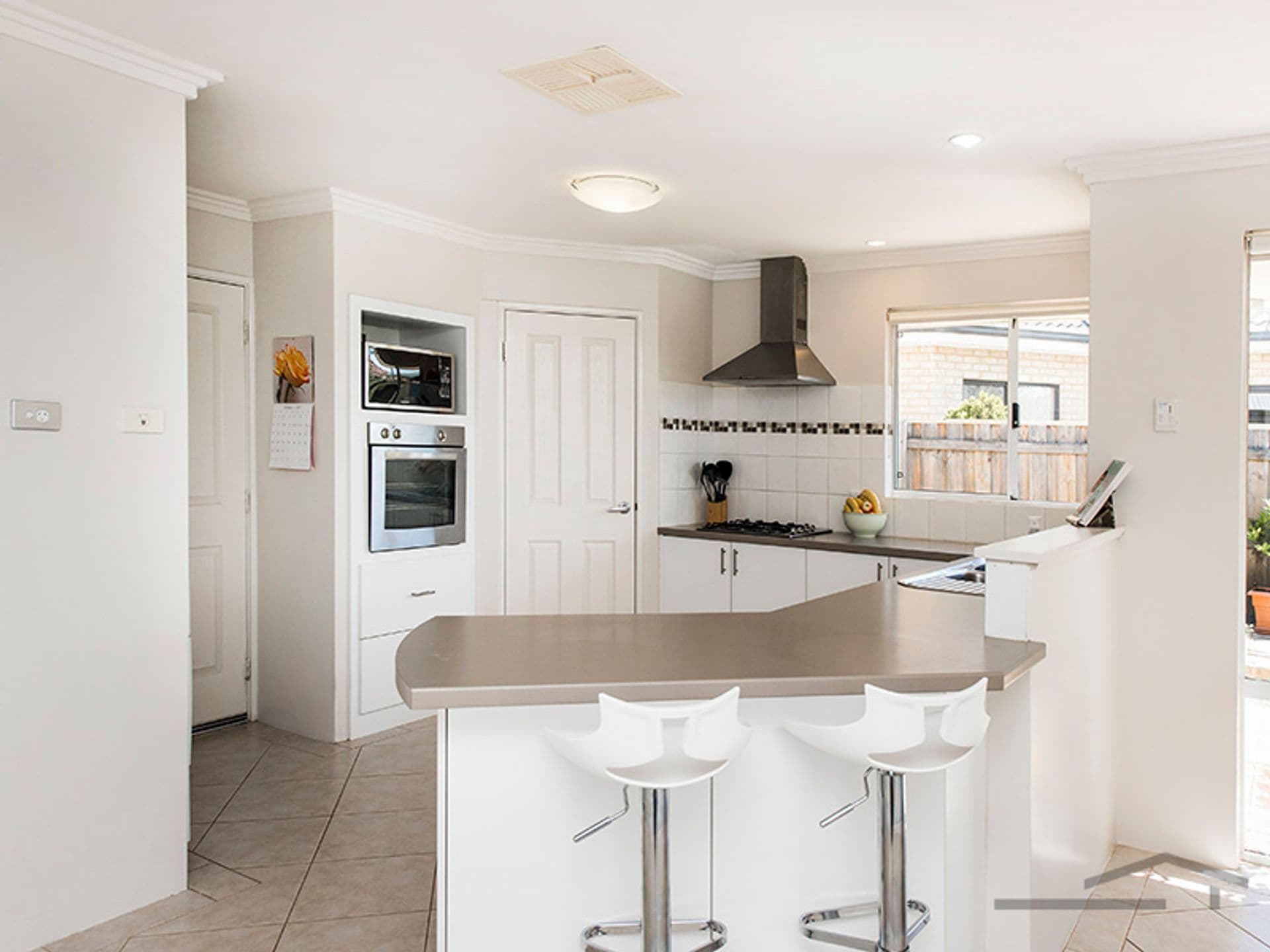 19 Lomatia Ramble, Halls Head, WA, 6210, Halls Head - Thumbnail 6