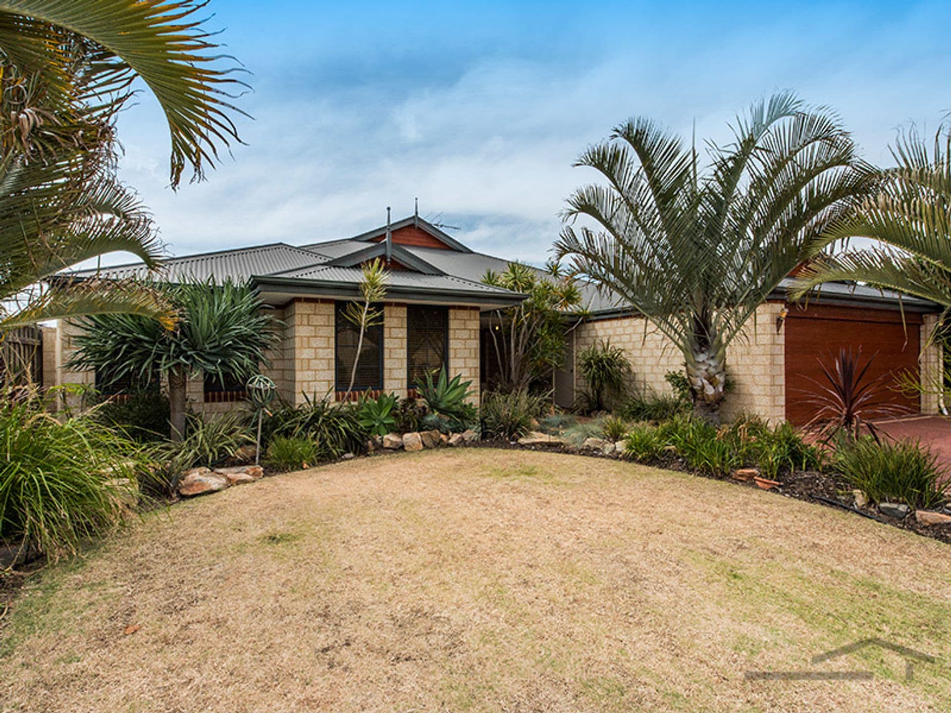 15 Waratah Circle, Halls Head, WA, 6210, Halls Head - Image 1