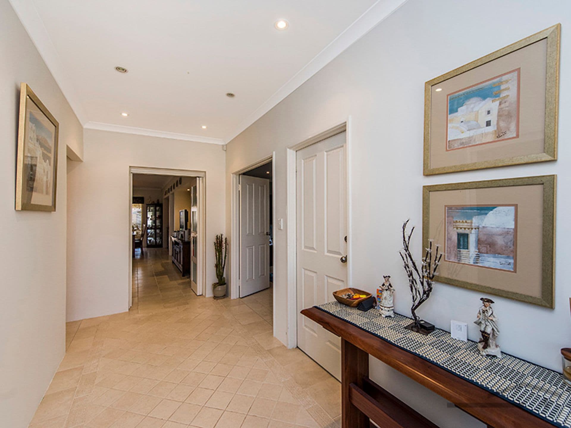 4 Dalona Parkway, Lakelands, WA, 6180, Lakelands - Thumbnail 2