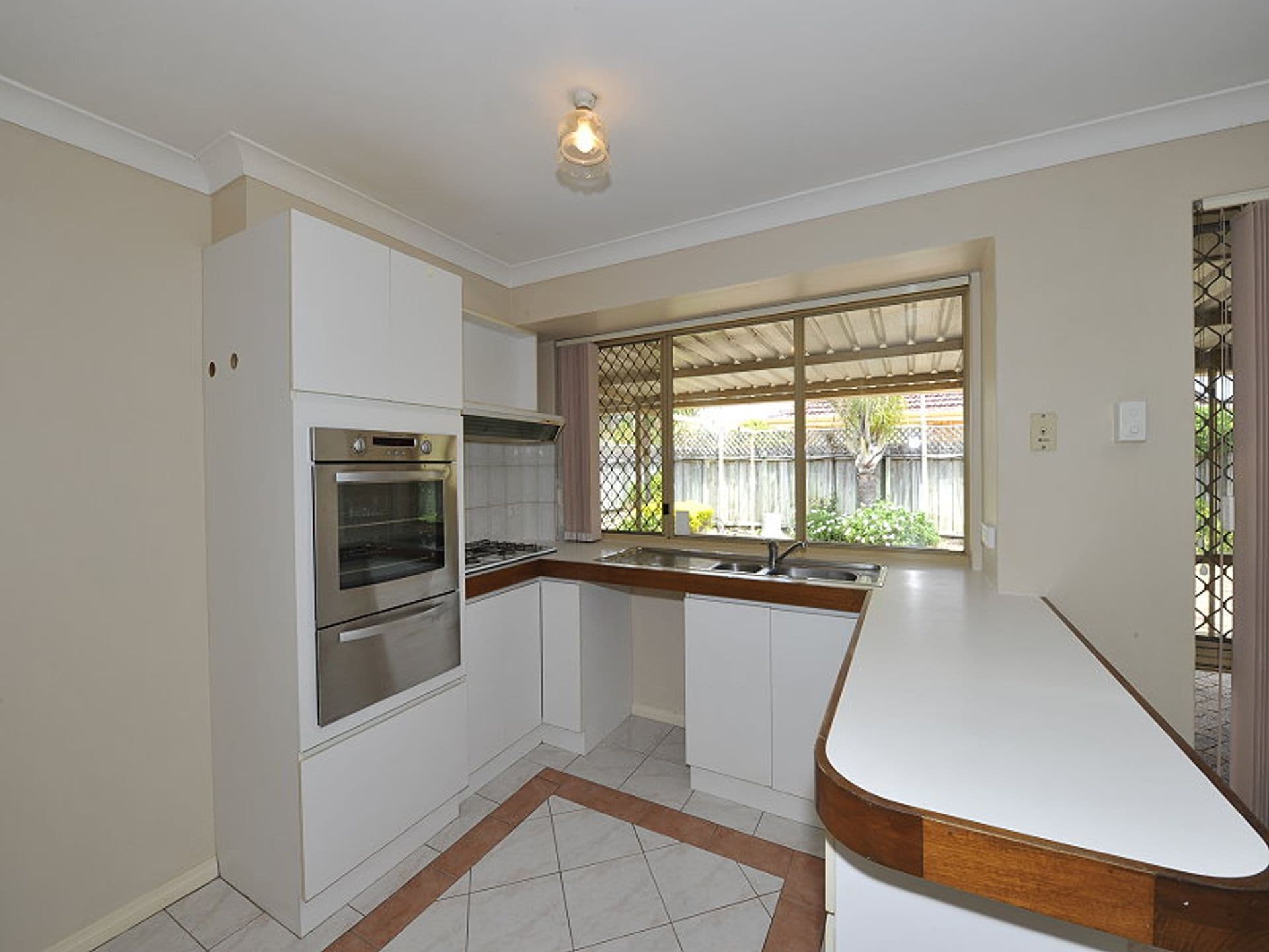 39 Blackwood Parade, Dudley Park, WA, 6210, Dudley Park - Thumbnail 3