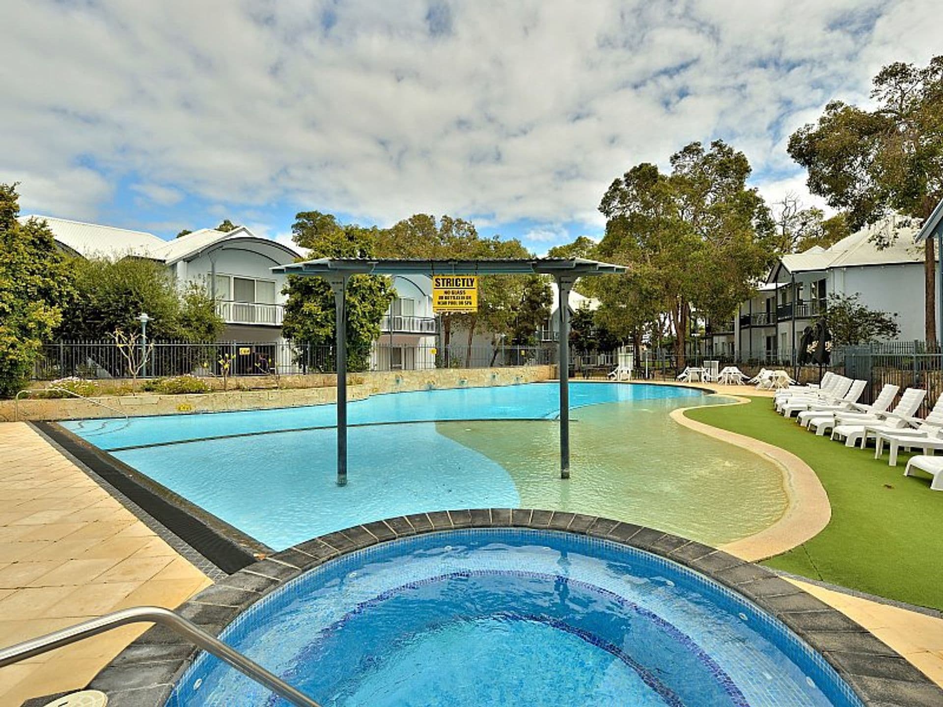 Unit 2 40 Marina Quay Drive, Erskine, WA, 6210, Erskine - Thumbnail 7