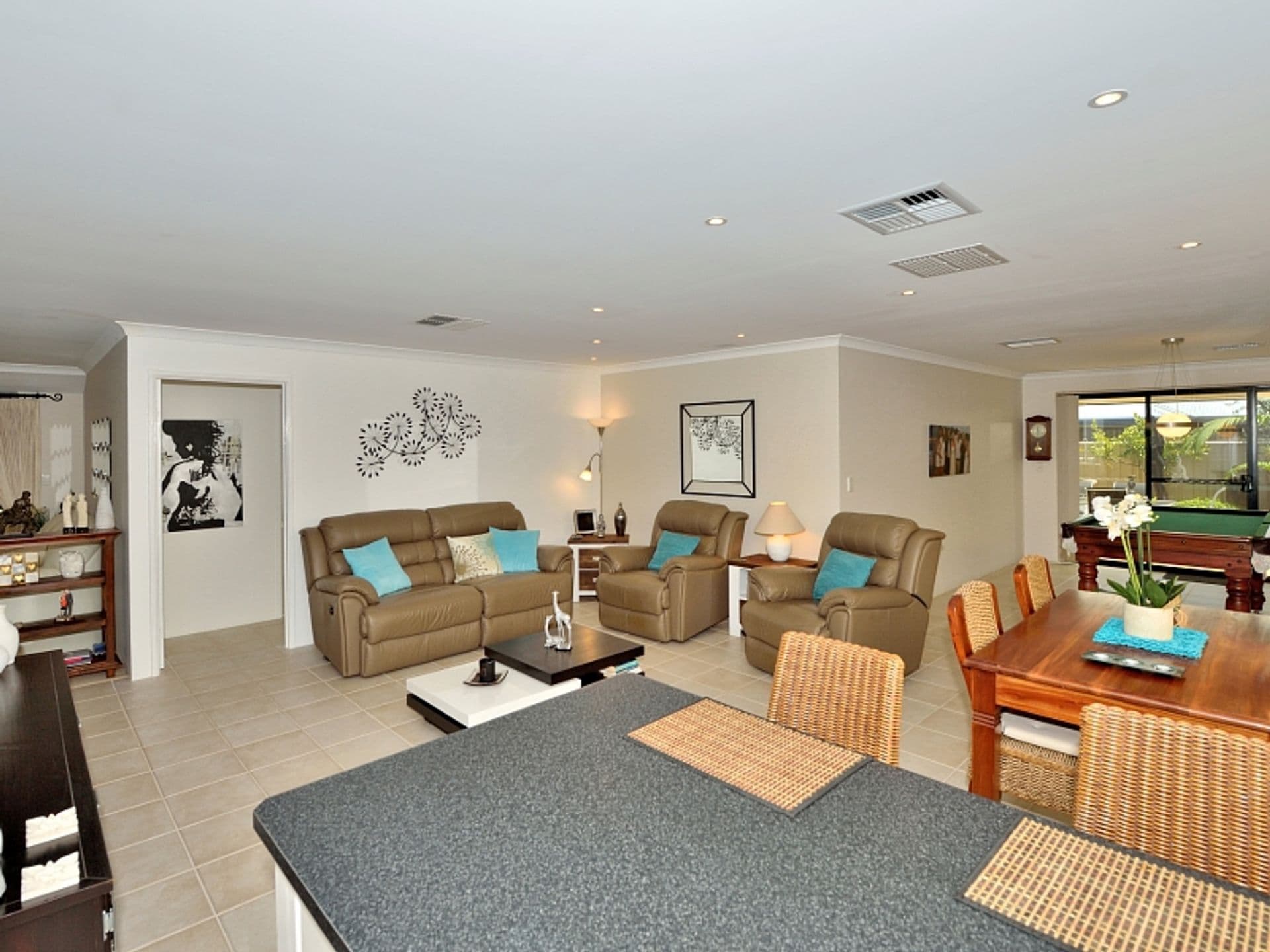 14 Black Swan View, Dudley Park, WA, 6210, Dudley Park - Thumbnail 5
