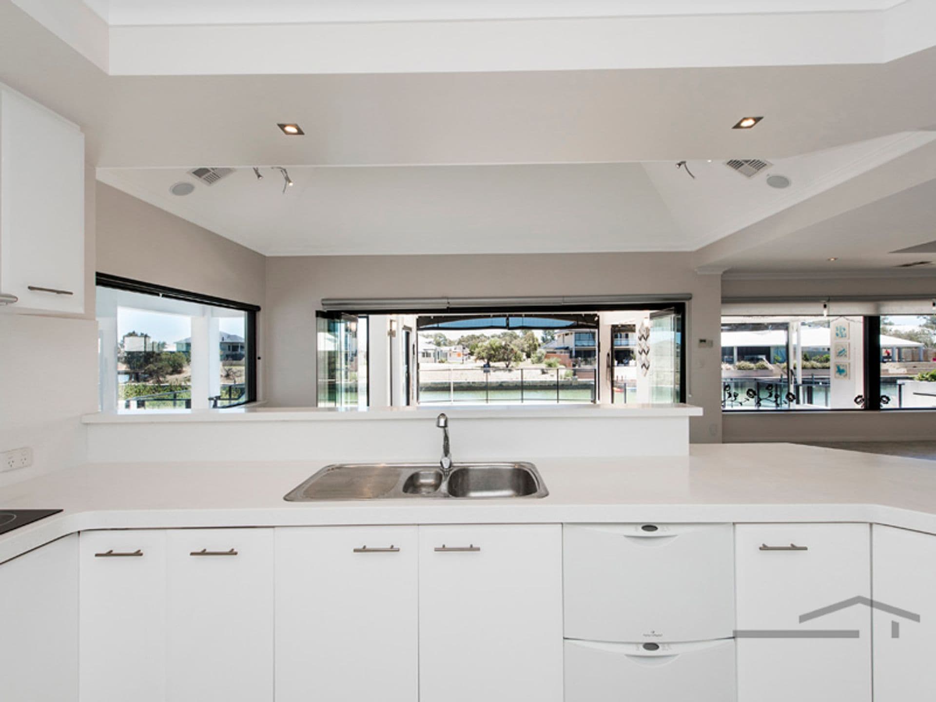 52 Erins Isle, Dudley Park, WA, 6210, Dudley Park - Thumbnail 5