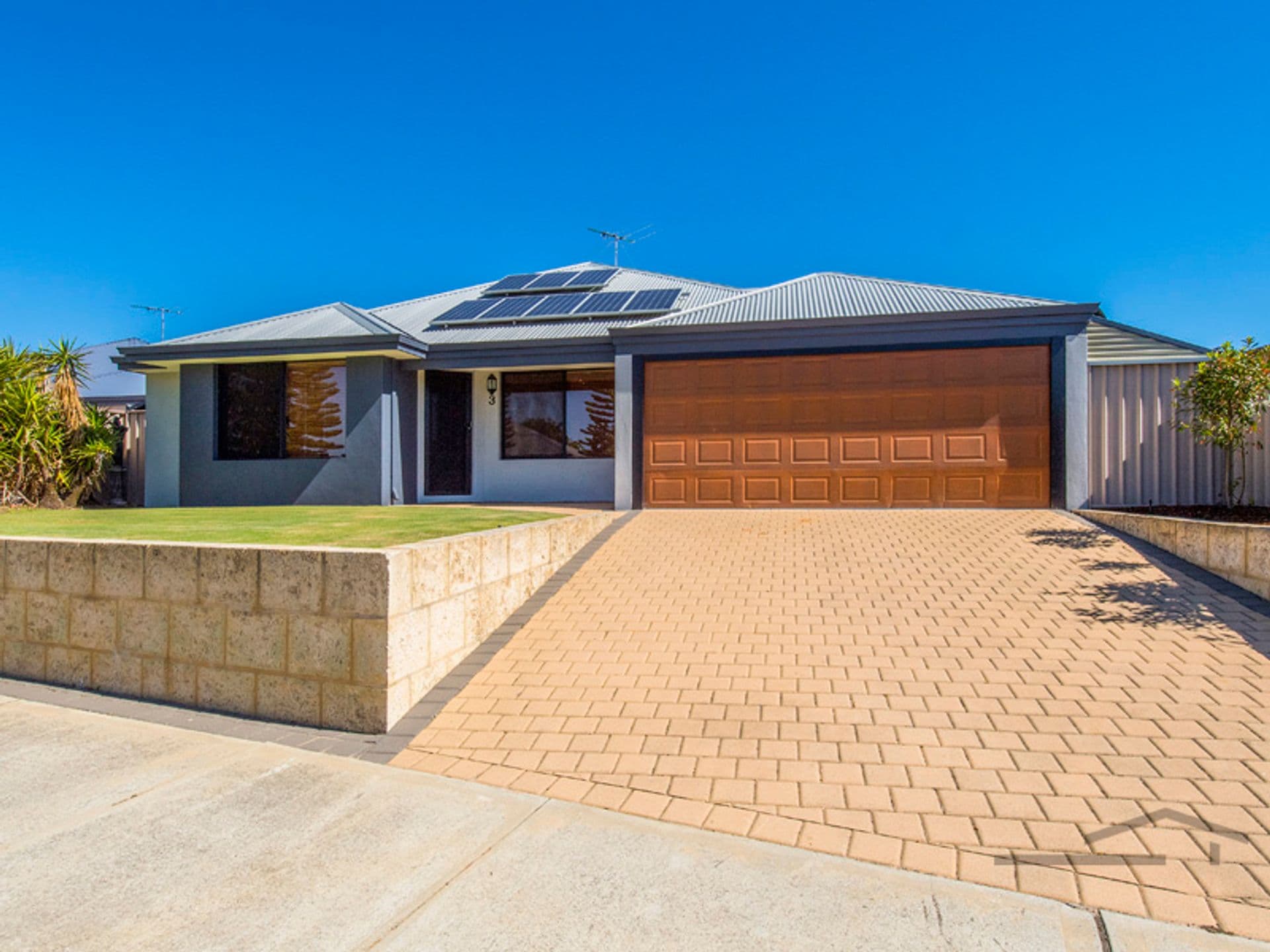 3 Noosa Drive, Secret Harbour, WA, 6173, Secret Harbour - Thumbnail 2