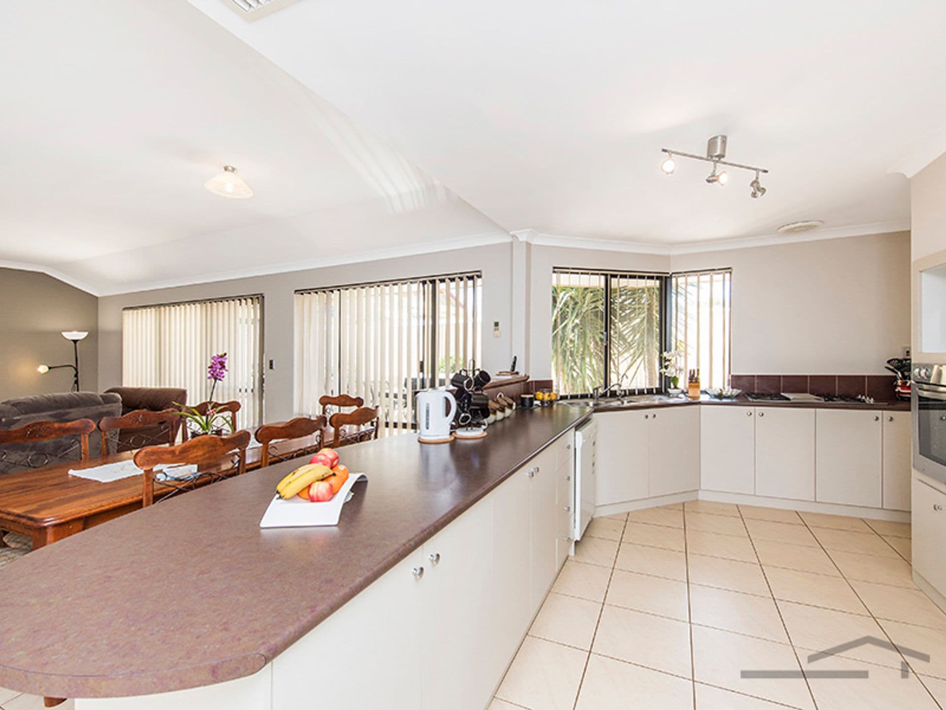 13 Malata Ridge, Lakelands, WA, 6180, Lakelands - Thumbnail 2