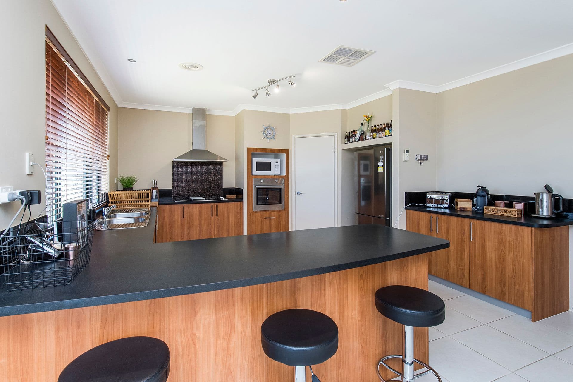 146 Yindana Boulevard, Lakelands, WA, 6180, Lakelands - Thumbnail 8