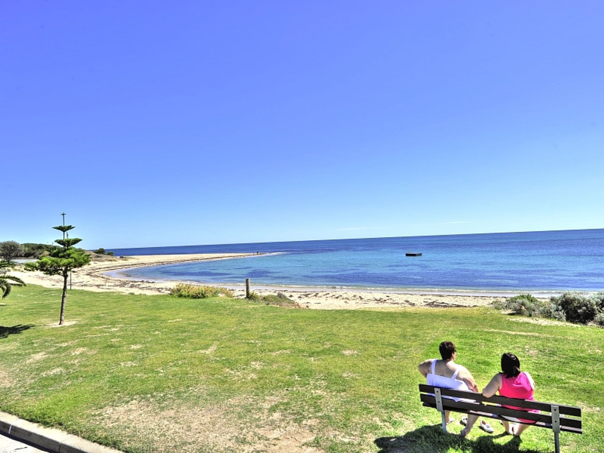 11 Mathew Street, Falcon, WA, 6210, Falcon - Thumbnail 2