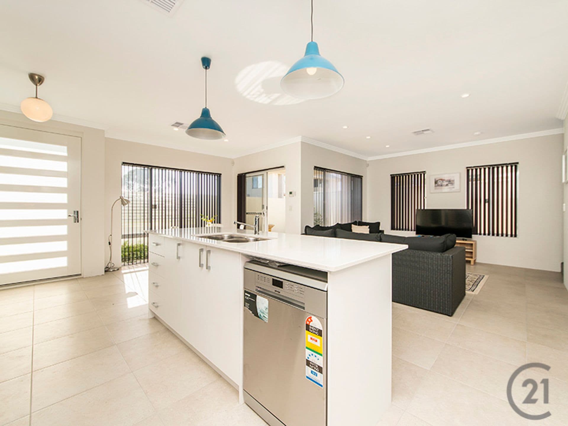 25/68 Hickman Road, Silver Sands, WA, 6210, Silver Sands - Thumbnail 4
