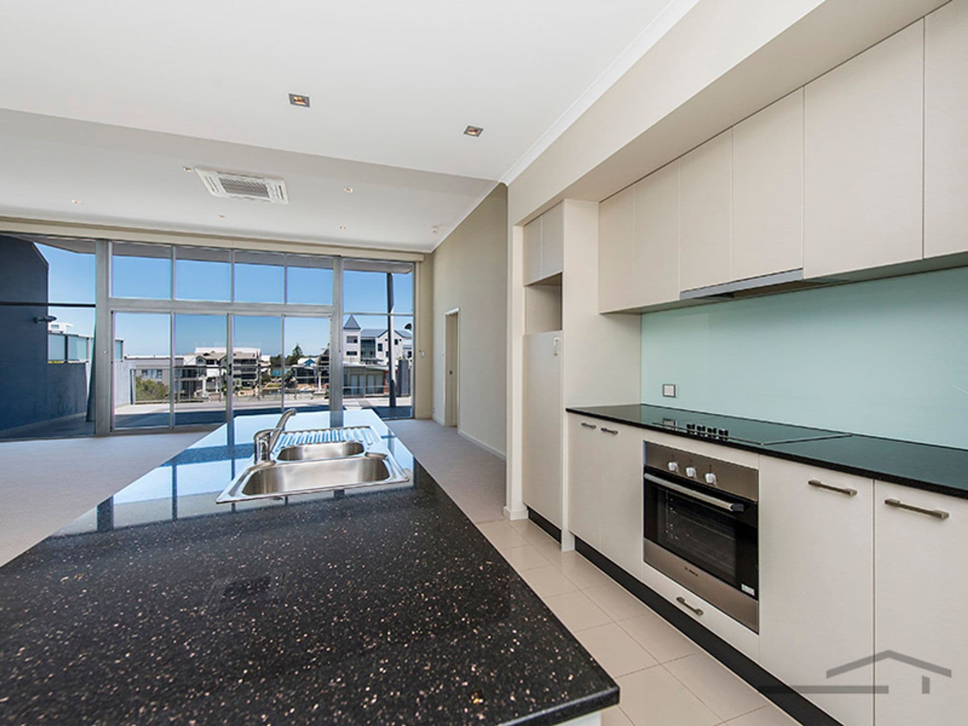 23/3 The Palladio, Mandurah, WA, 6210, Mandurah - Thumbnail 2