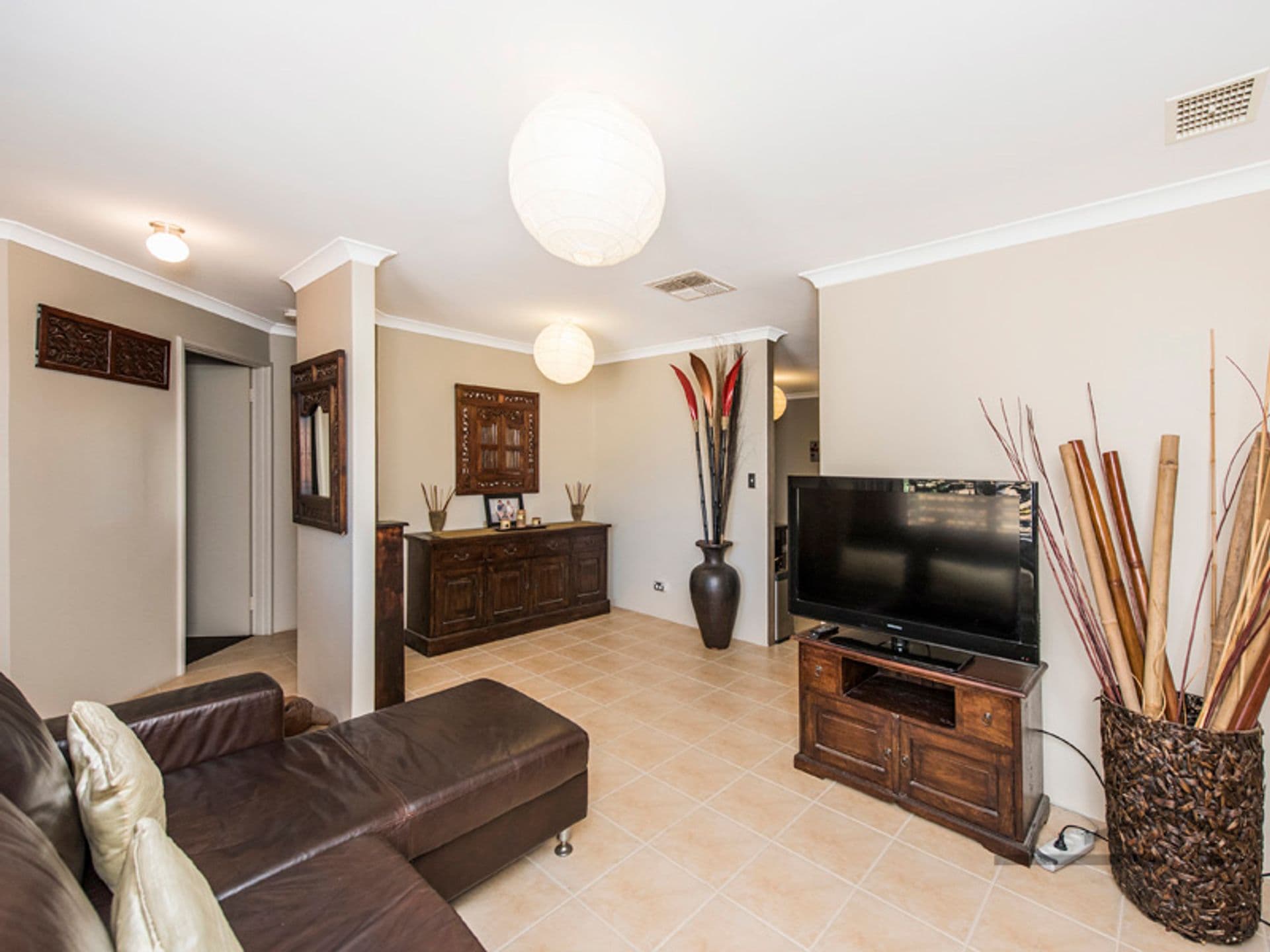 35 Casula Avenue, Coodanup, WA, 6210, Coodanup - Thumbnail 2