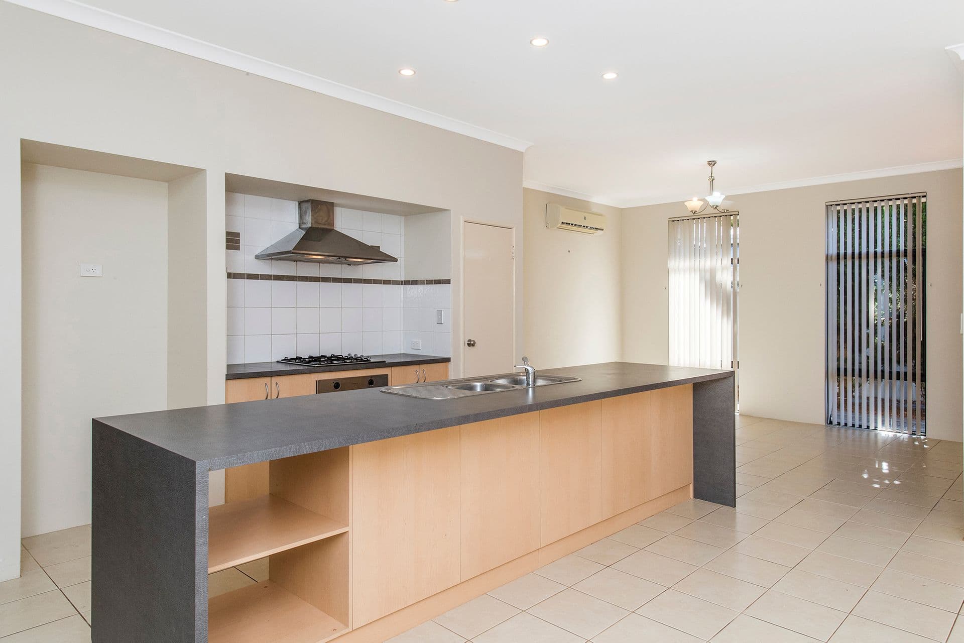 71 Nottely Crescent, Secret Harbour, WA, 6173, Secret Harbour - Thumbnail 6