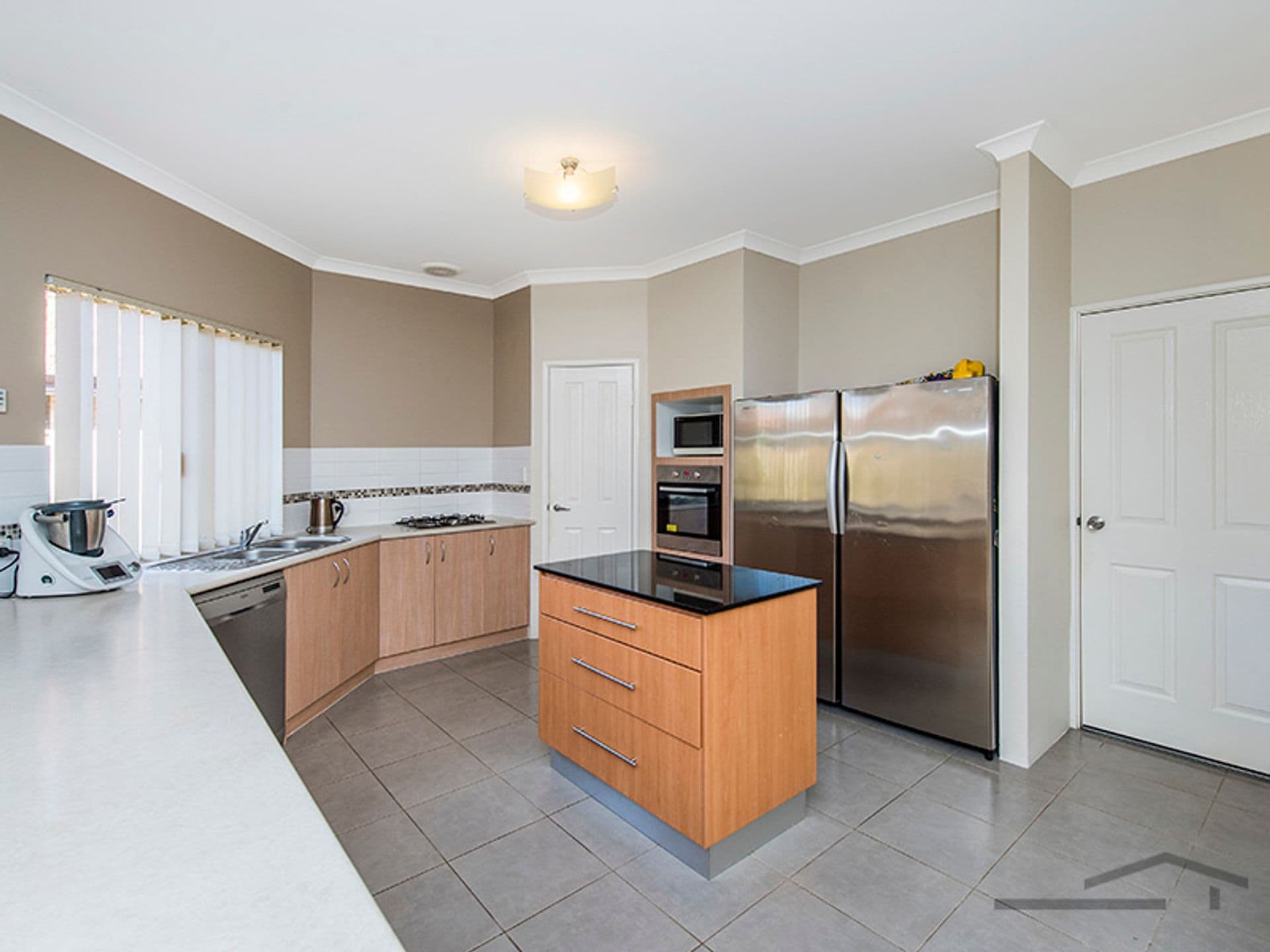 13 Lomatia Ramble, Halls Head, WA, 6210, Halls Head - Thumbnail 5