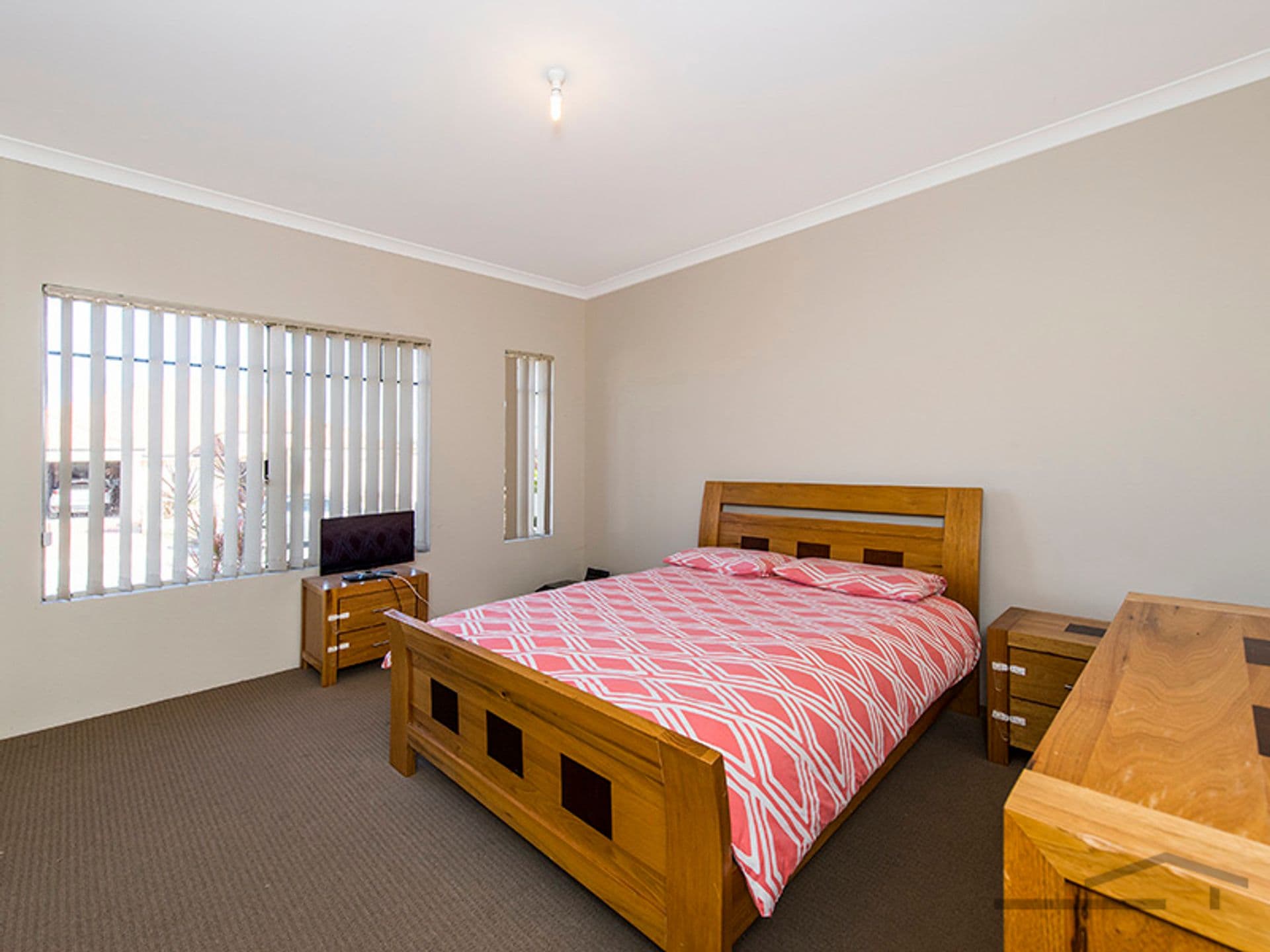 13 Lomatia Ramble, Halls Head, WA, 6210, Halls Head - Thumbnail 8